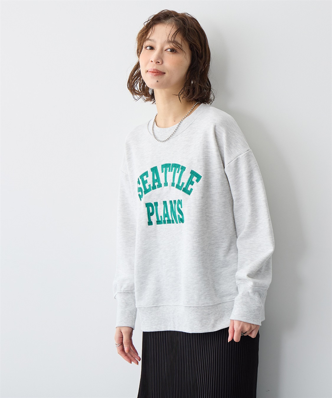 Life Style by cross marche 【anyfee/プラスサイズ】ビッグシルエット裏毛ロゴ刺繍プルオーバー_sub_9