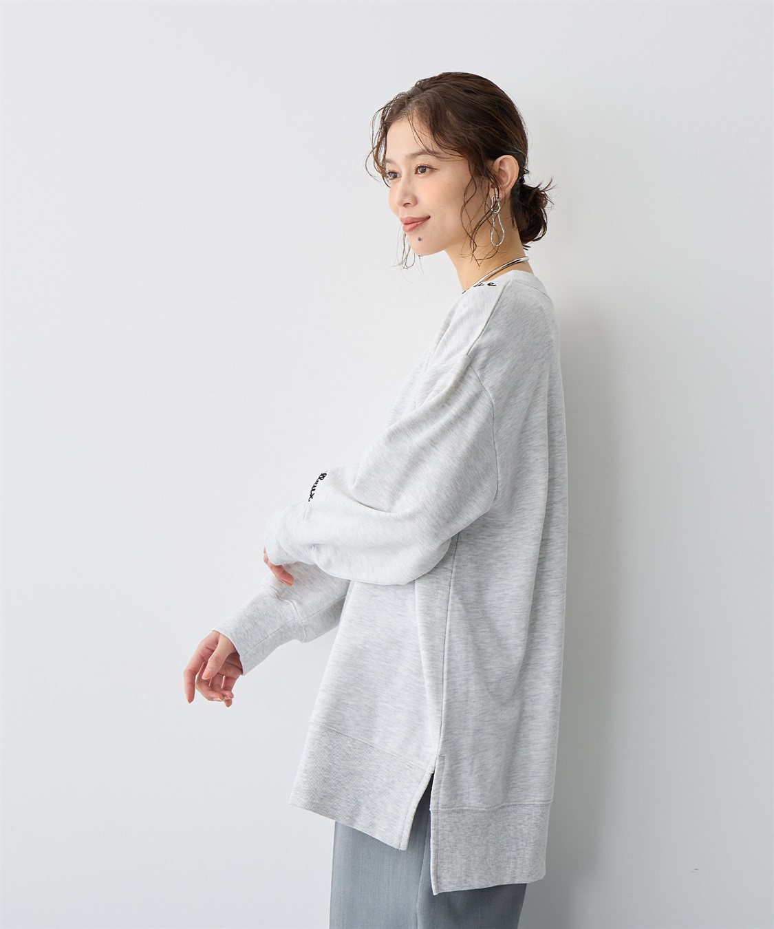 Life Style by cross marche 【anyfee/プラスサイズ】ビッグシルエット裏毛刺繍プルオーバー_sub_15