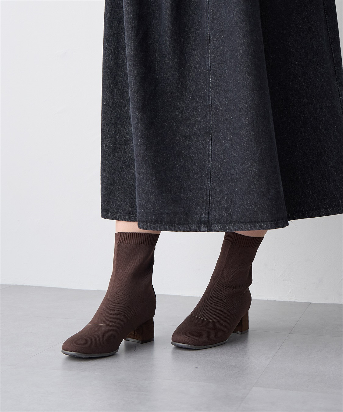 anyfee 【anyfee/プラスサイズ】5cmヒールソックスブーツ（4E・甲高・幅広）《la farfa SHOES/ラファーファシューズ》_sub_4