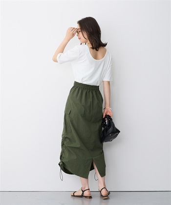 Life Style by cross marche 【anyfee/プラスサイズ】前後２WAYリブニットバレエネックTシャツ_subthumb_6