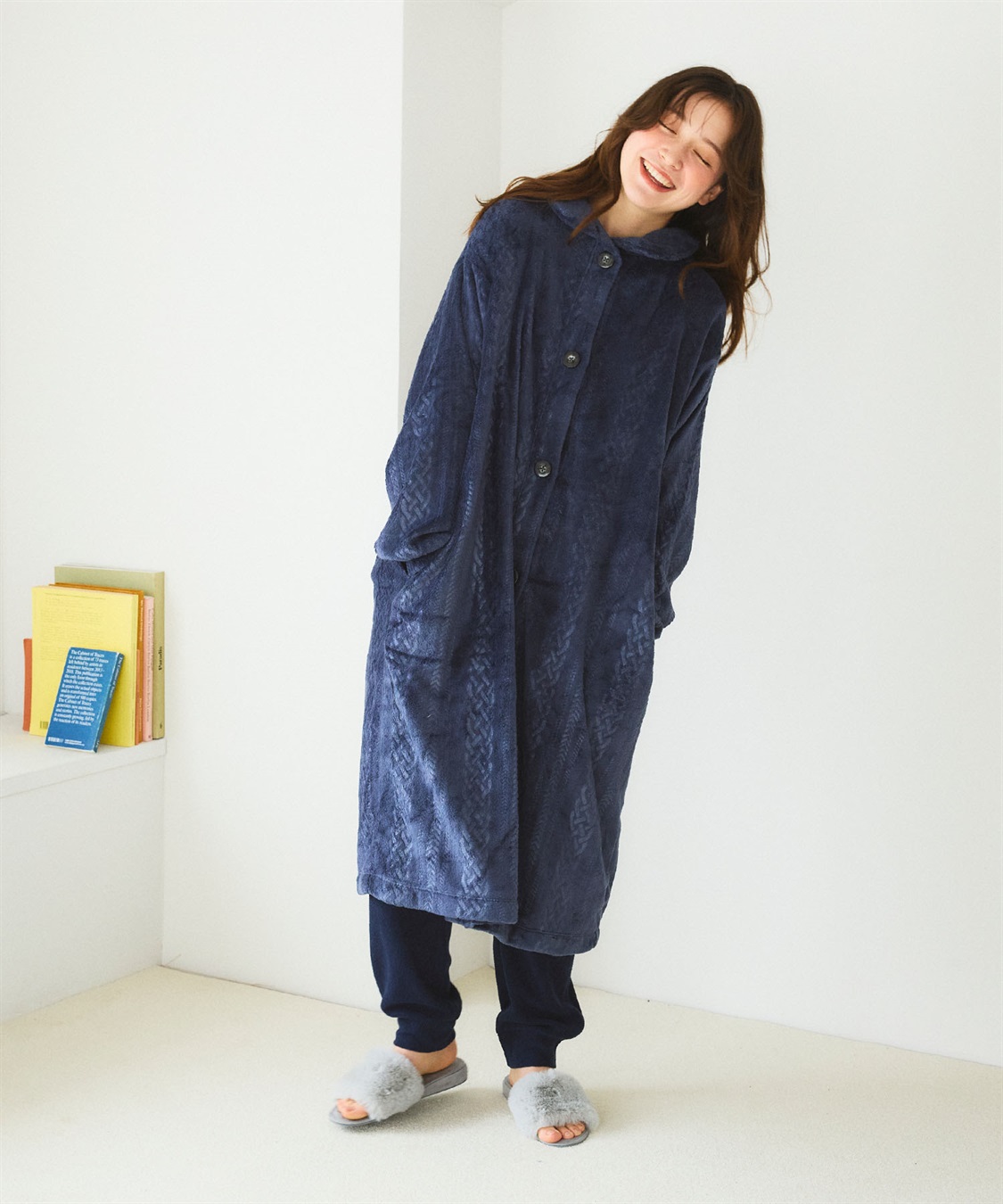 LAFUKU/ラフク】あったか・もこふわケーブルフリース着る毛布 LAFUKU