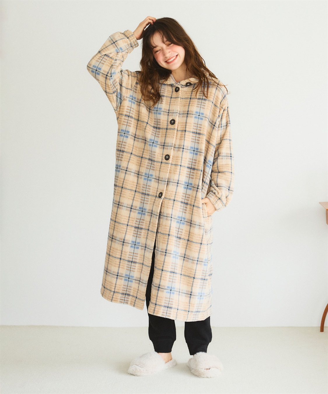 LAFUKU 【LAFUKU/ラフク】なめらかタッチもこふわラムフリース着る毛布《2way/クッションにもなる》_sub_22