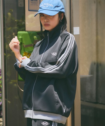 Life Style by cross marche 《男女兼用・UV対策・ストレッチ》サイドライントラックジャケット【KANGOL SPORT】_subthumb_17