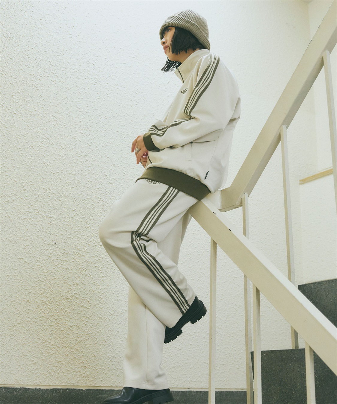 Life Style by cross marche 【KANGOL SPORT】サイドライントラックパンツ《UV対策・ストレッチ・ジャージ》◆新色追加◆_sub_25