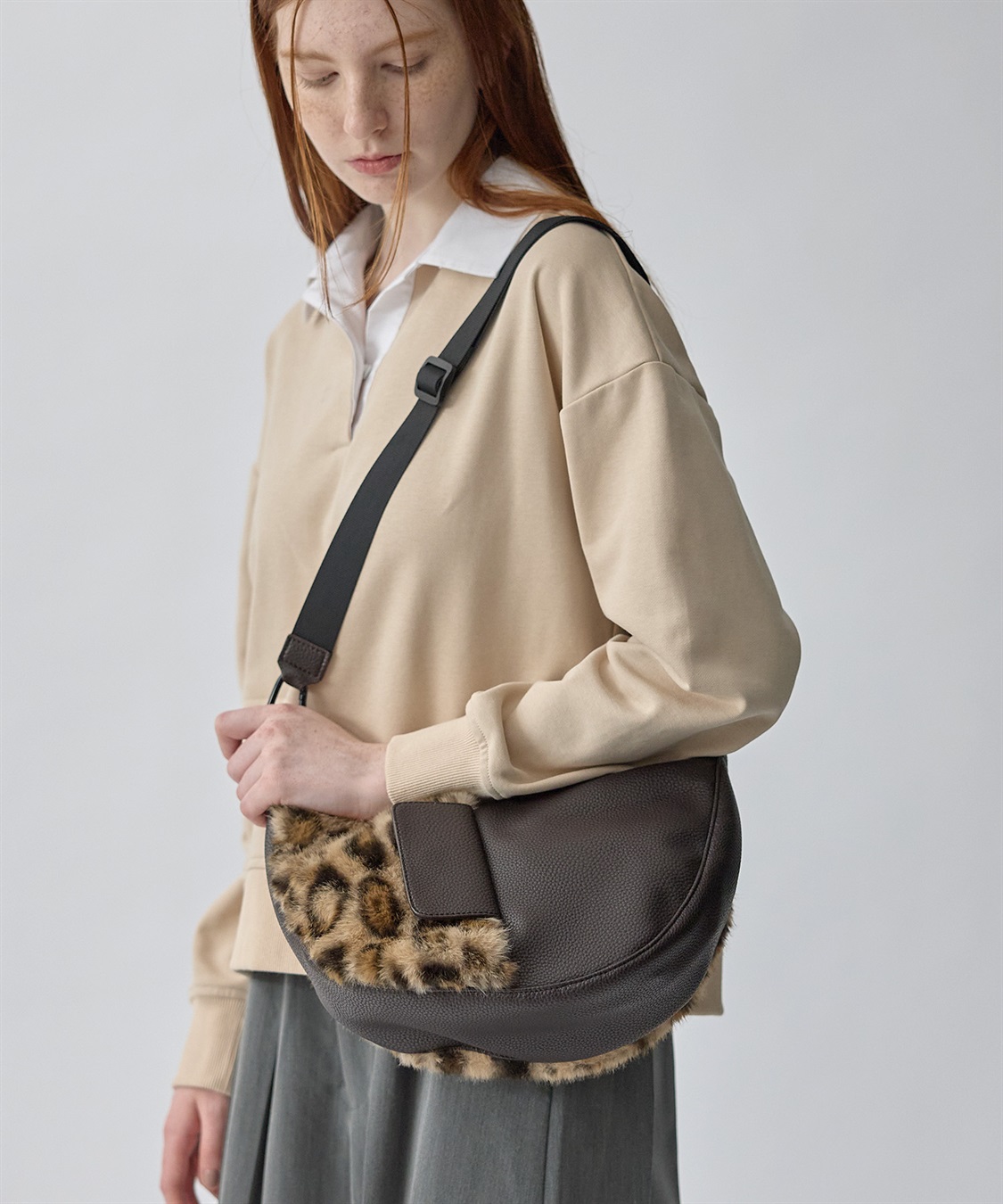 ATSURO TAYAMA ファー素材ムーン型バッグ_sub_10