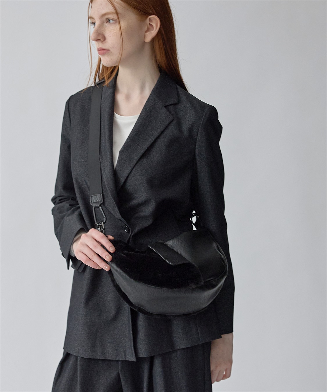 ATSURO TAYAMA ファー素材ムーン型バッグ_sub_14