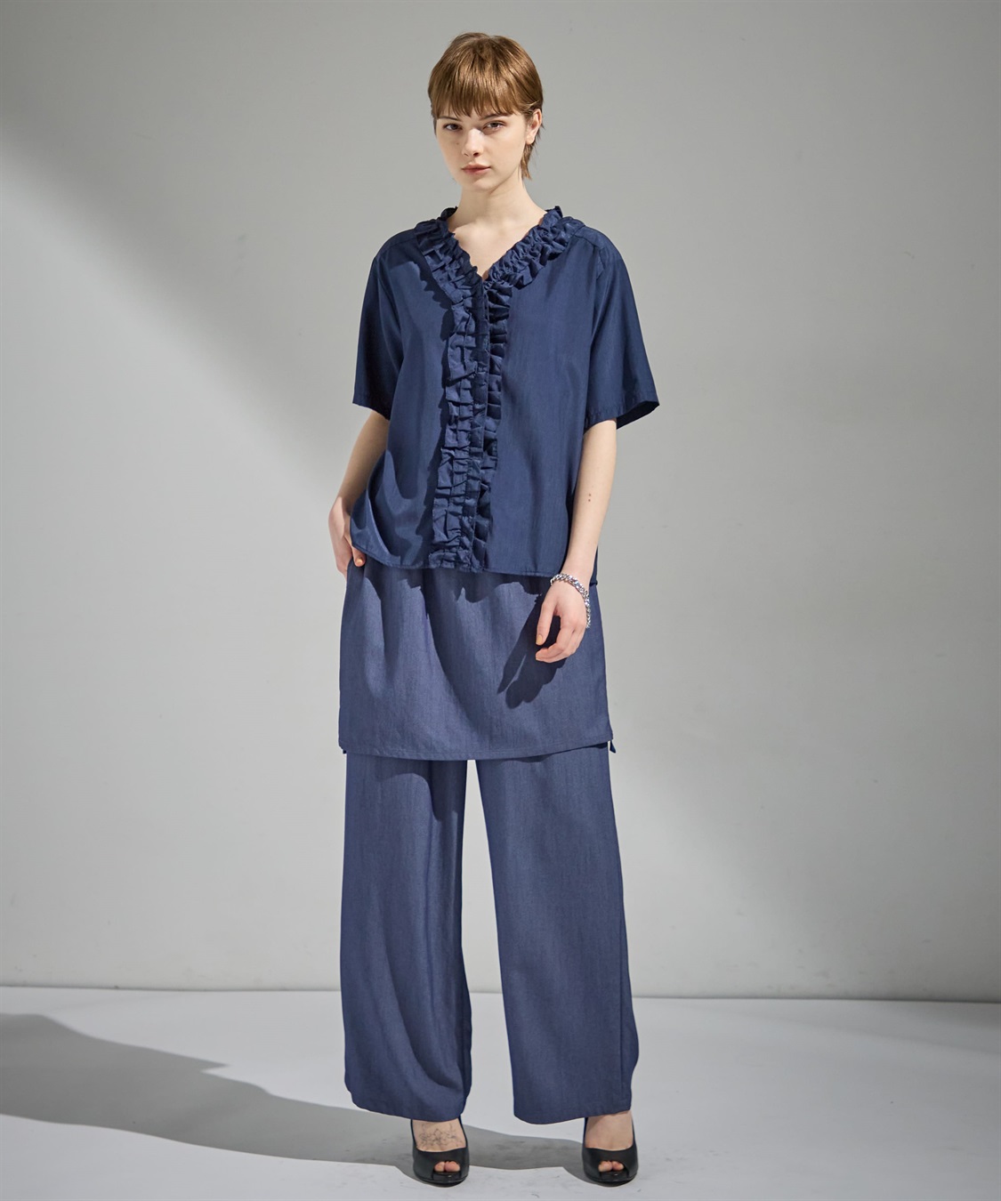 ATSURO TAYAMA Vネックフリルブラウス_sub_9