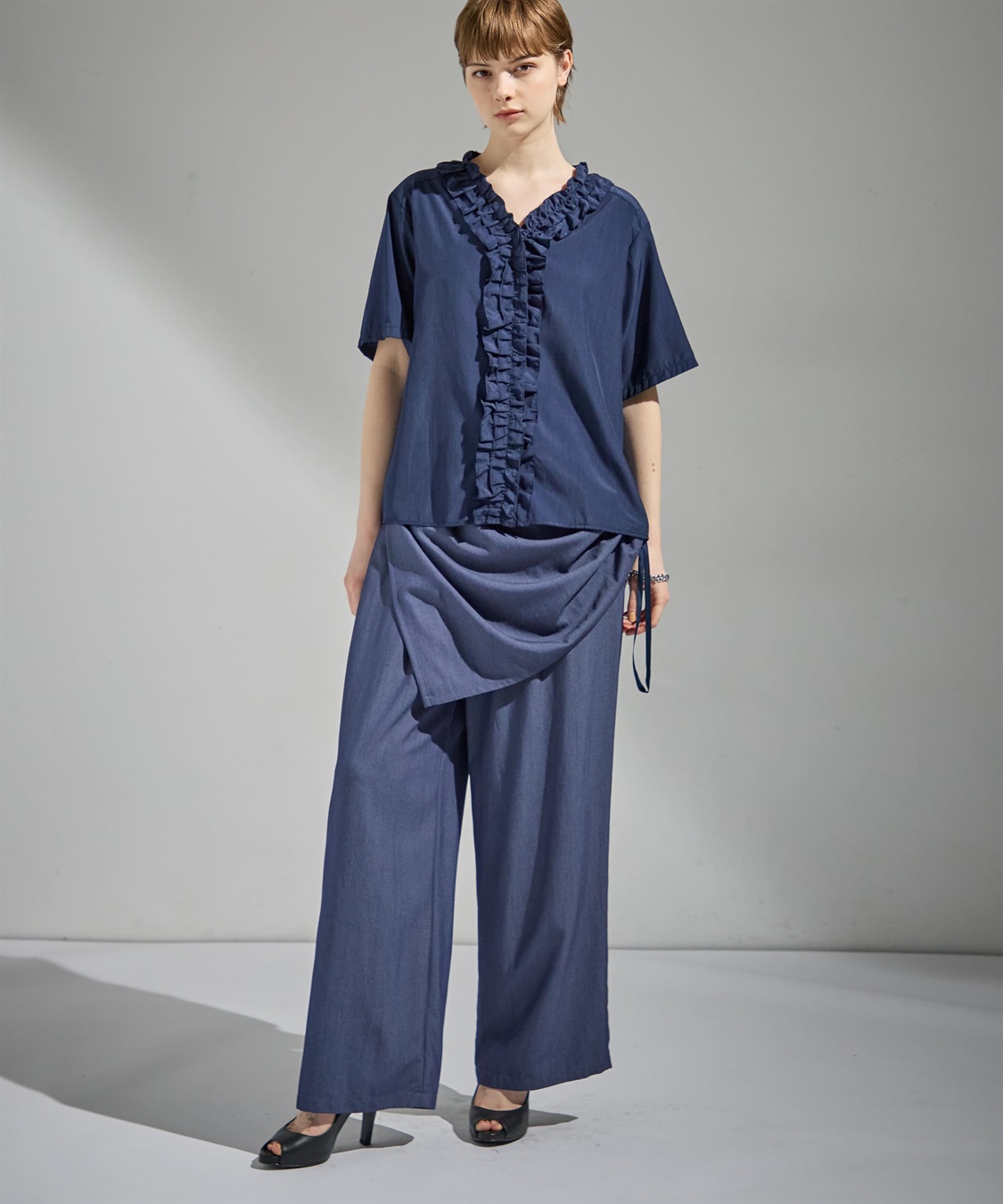 ATSURO TAYAMA Vネックフリルブラウス_sub_11