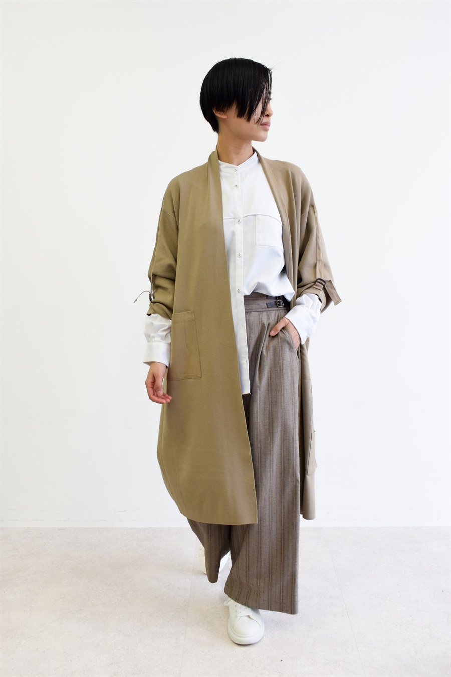 美品Meltart ホワイト 長袖シャツ 和楽器バンド町屋 バンドカラー長袖シャツ ATSURO TAYAMA|クロスプラス公式通販サイト