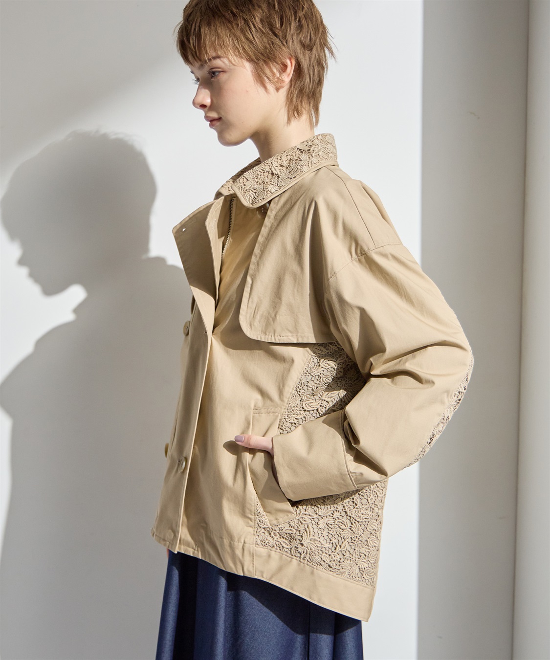 ATSURO TAYAMA 花柄レースショートトレンチジャケット_sub_4