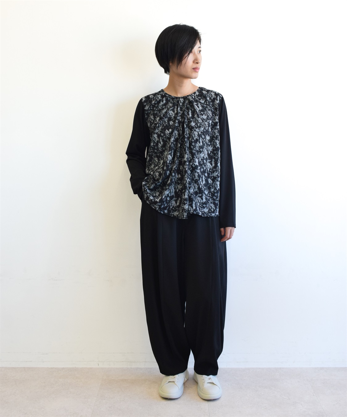 ATSURO TAYAMA 裾絞りリラックスパンツ_sub_4