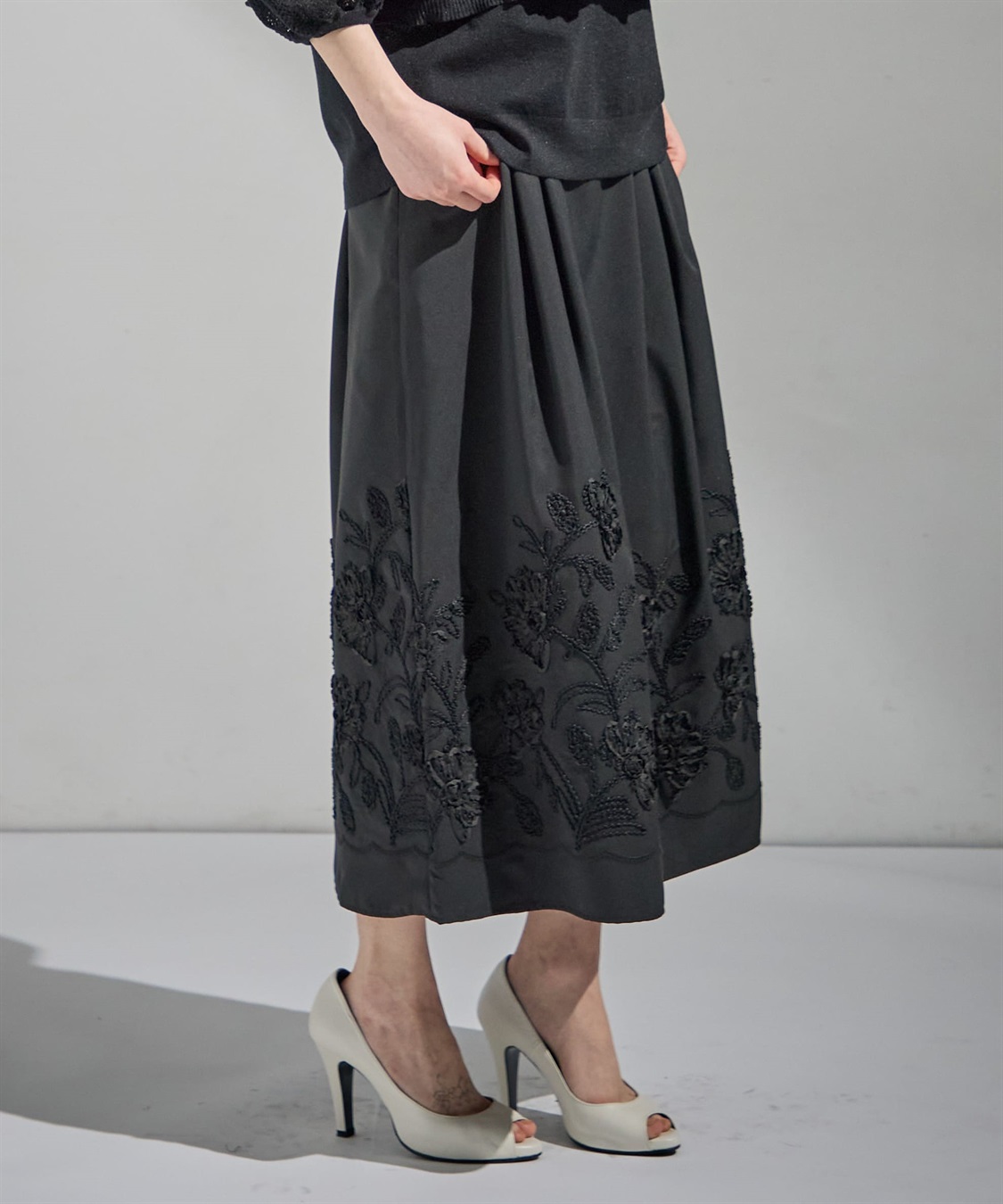 ATSURO TAYAMA テープ刺繍入りロング丈スカート_sub_10