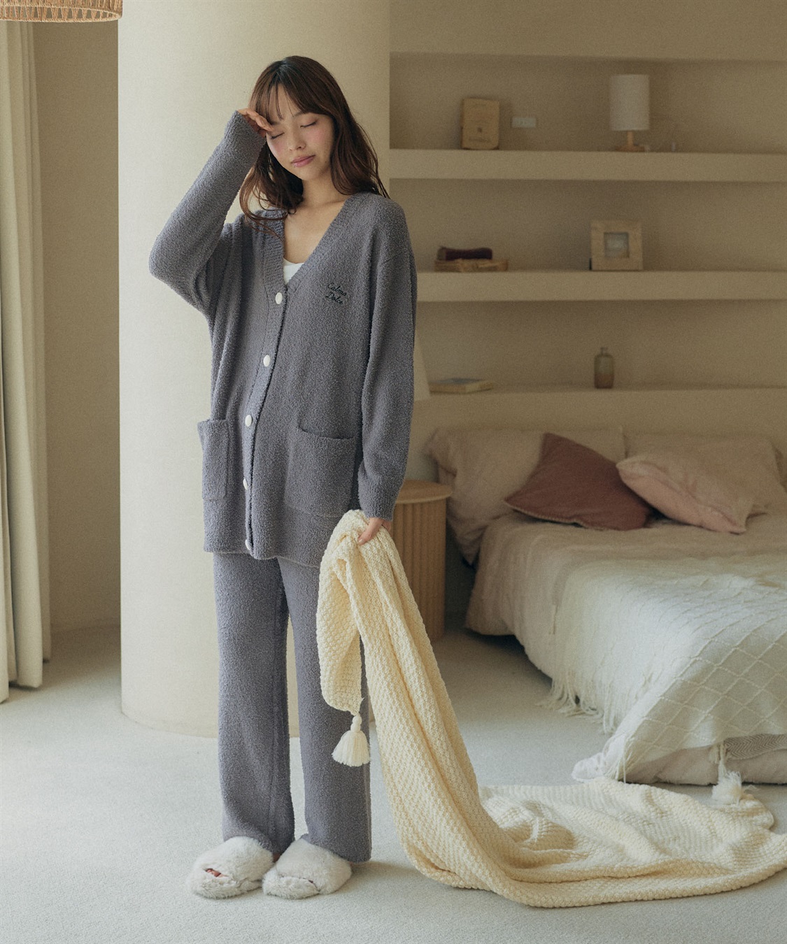 LAFUKU 【LAFUKU/ラフク】シルクブレンドマシュマロタッチロゴ刺繍Vネックカーディガン（上下別売り）_sub_25