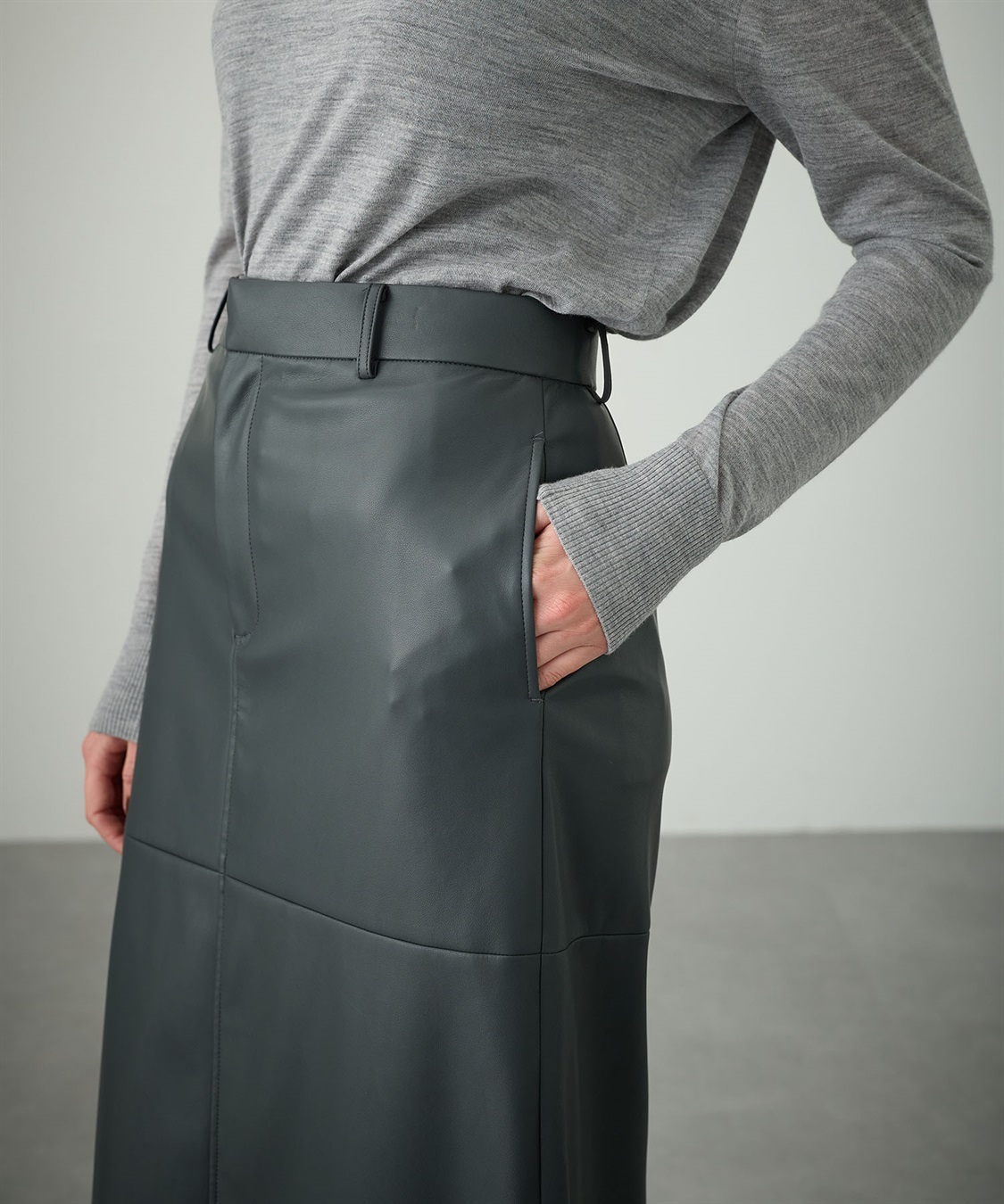 フェイクレザースカート N.O.R.C｜クロスプラス公式通販サイト