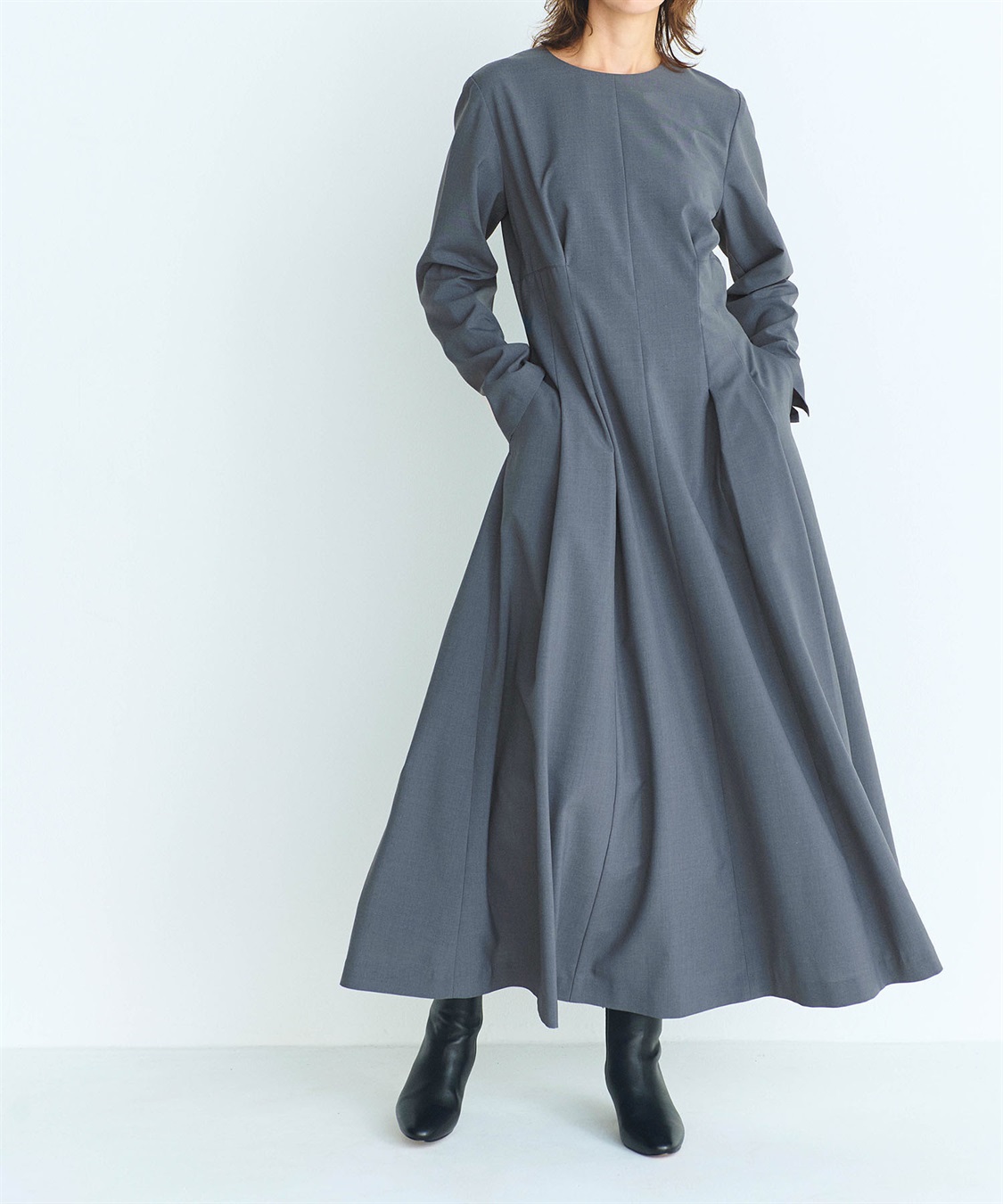 ウォシャブルタックフレアワンピース【CLEAN MOTION】 N.O.R.C｜クロス