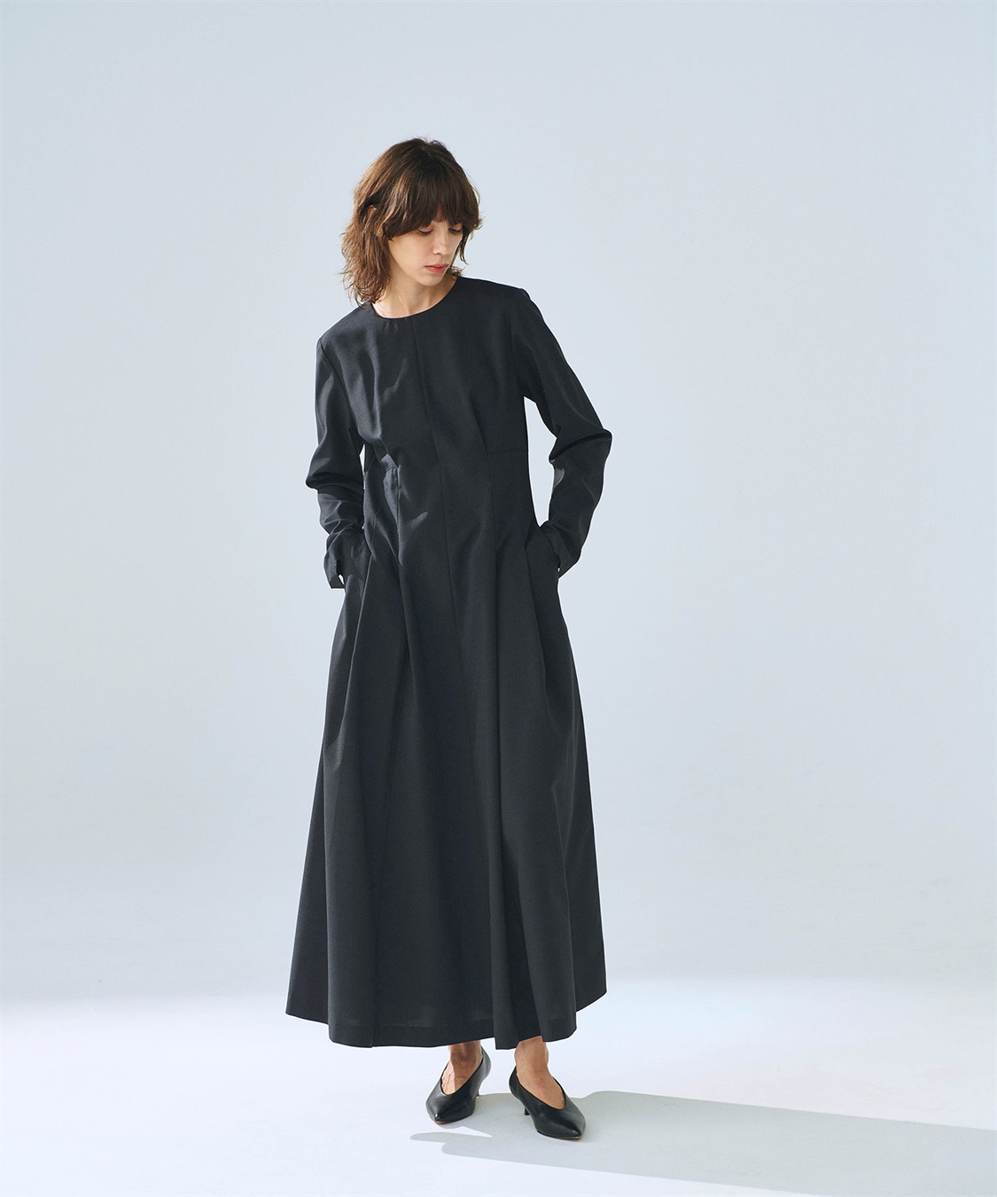 ウォシャブルタックフレアワンピース【CLEAN MOTION】 N.O.R.C｜クロス