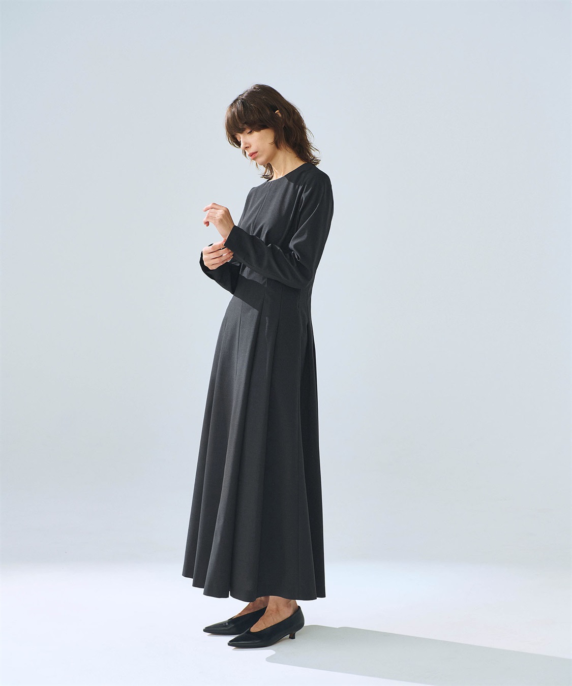 ウォシャブルタックフレアワンピース【CLEAN MOTION】 N.O.R.C｜クロス