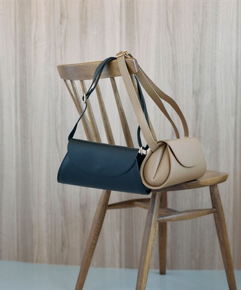 N.O.R.C <TIME SALE 8/24まで>【AULENTTI】レザーショルダーBAG_subthumb_2