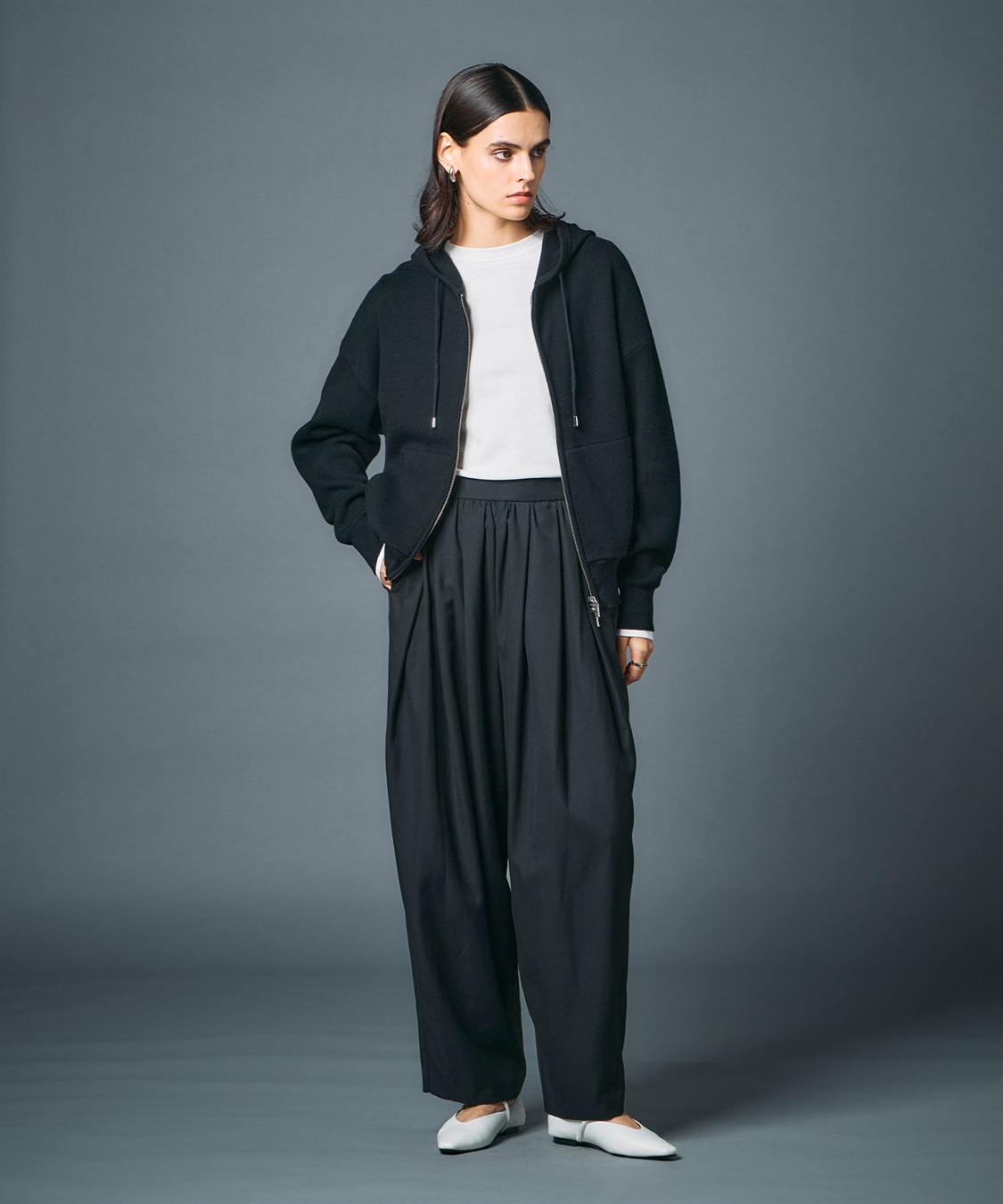 美品 René ルネ コペンハーゲンミンク カシミヤ混 パールジップ フーディー 美品 René ルネ コペンハーゲンミンク カシミヤ混 パールジップ