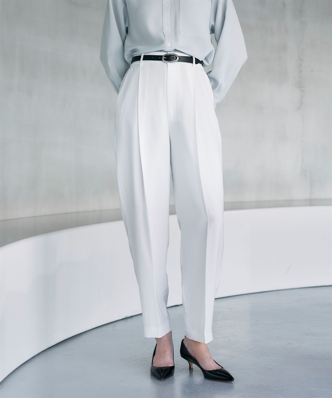 N.O.R.C バックサテンストレッチタックストレートパンツ_sub_1