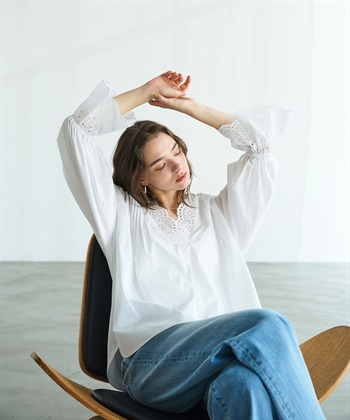 N.O.R.C カットワーク刺繍ボリュームスリーブブラウス_subthumb_11