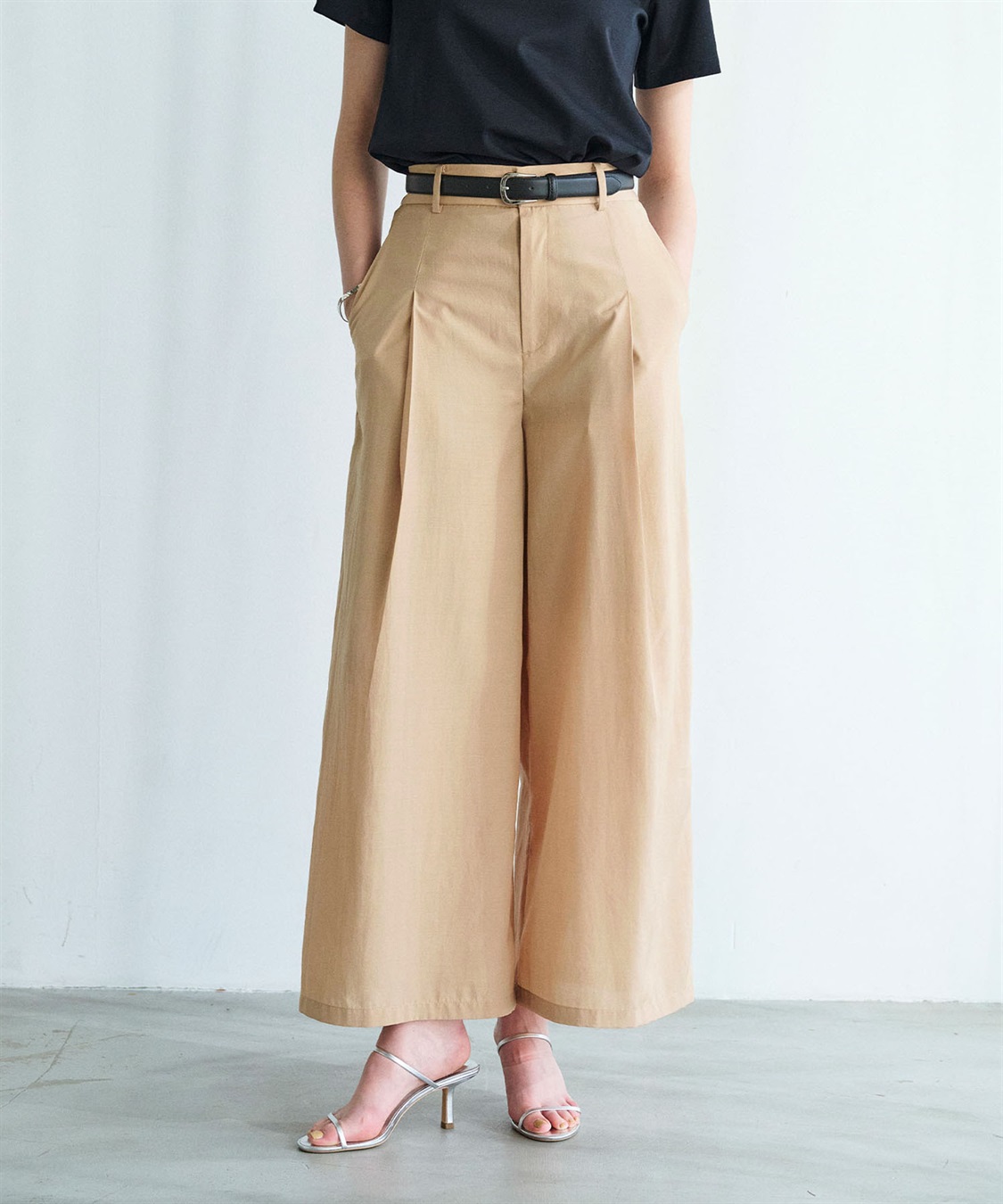 N.O.R.C ブライトローン撥水フレアパンツ【AIRY MOTION】_sub_8