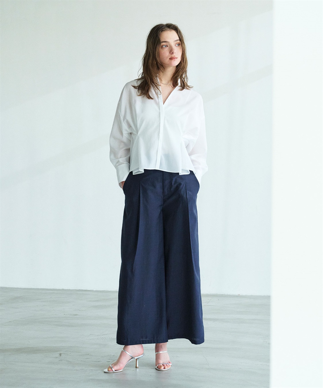 N.O.R.C ブライトローン撥水フレアパンツ【AIRY MOTION】_sub_14