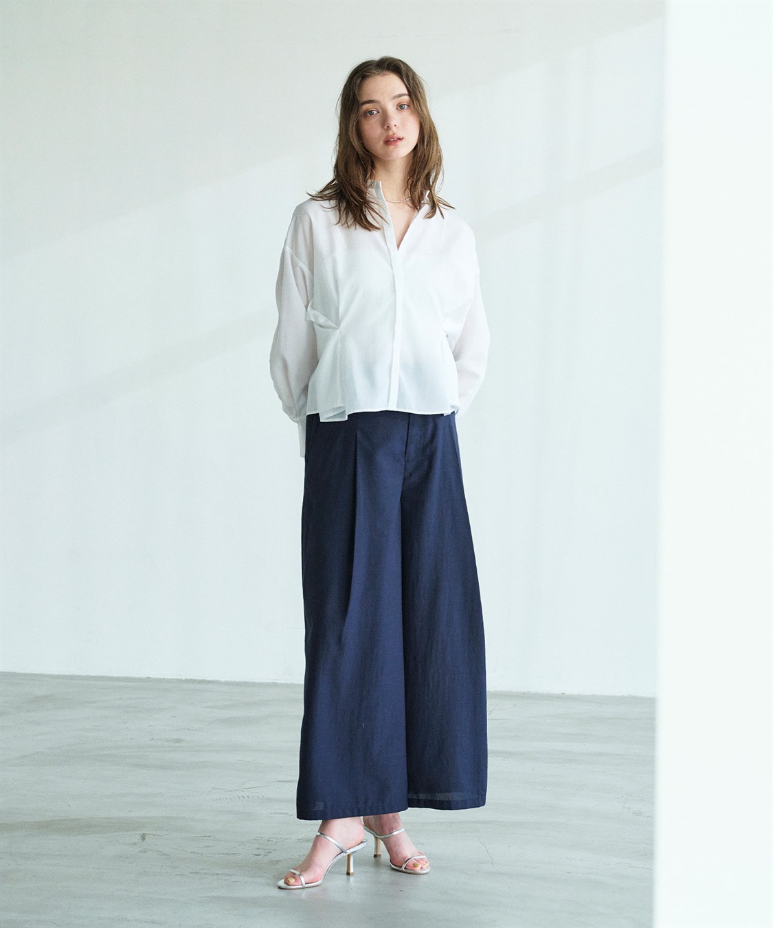 N.O.R.C ブライトローン撥水フレアパンツ【AIRY MOTION】_sub_17