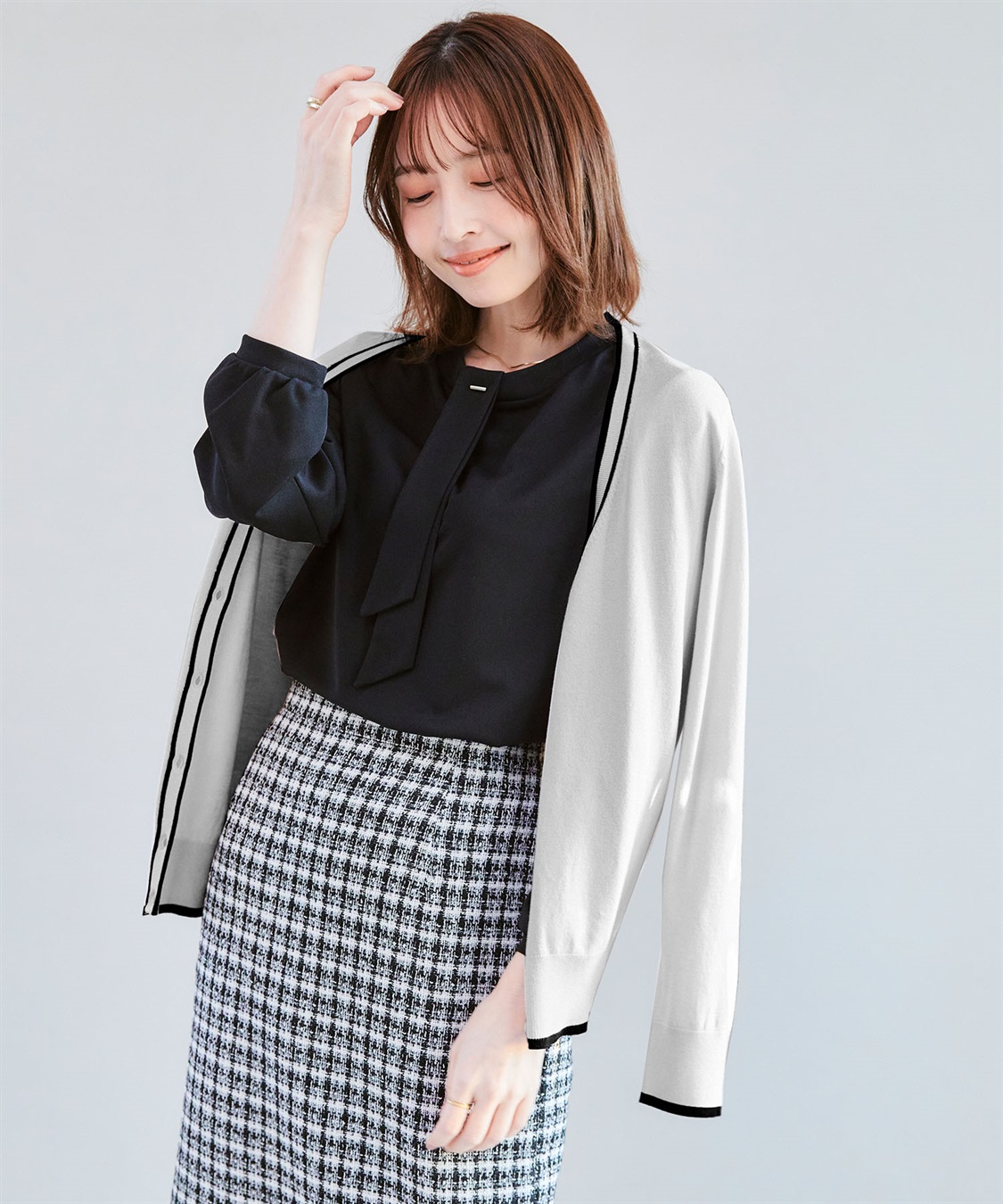 CROSS FUNCTION 《UVカット》おうちで洗える　バイカラーVネックカーディガン【CF/クロスファンクション】_sub_4