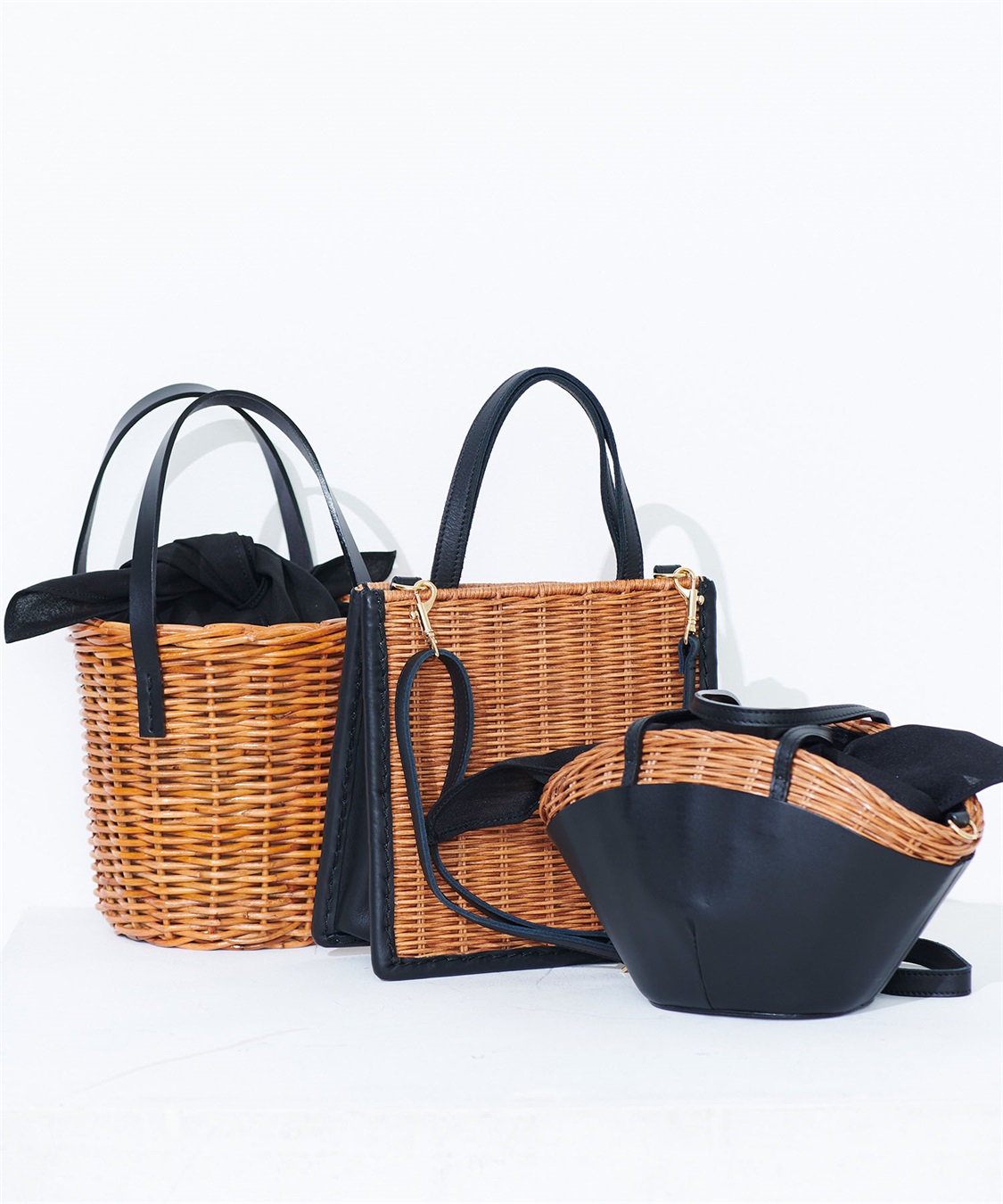 【BAGMATI】レザーコンビカゴBAG