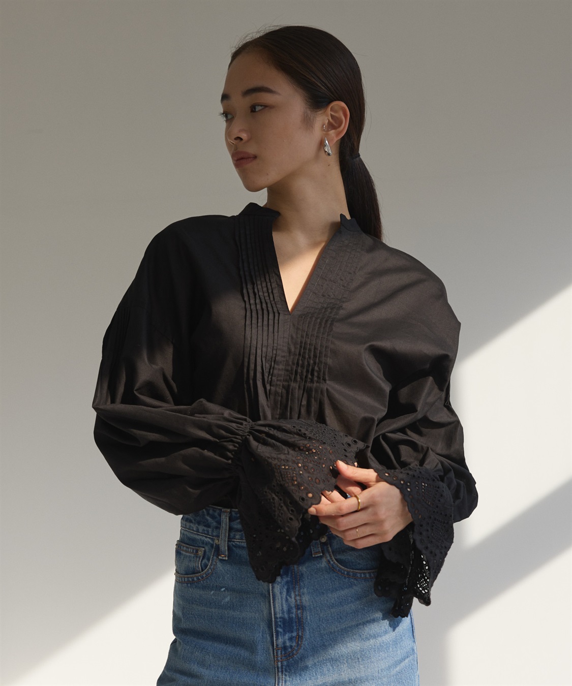 カットワーク刺繍ブラウス N.O.R.C|クロスプラス公式通販サイト 売り直営 ノーク カットワークスリーブブラウス シャツ/ブラウス(七分/長袖)