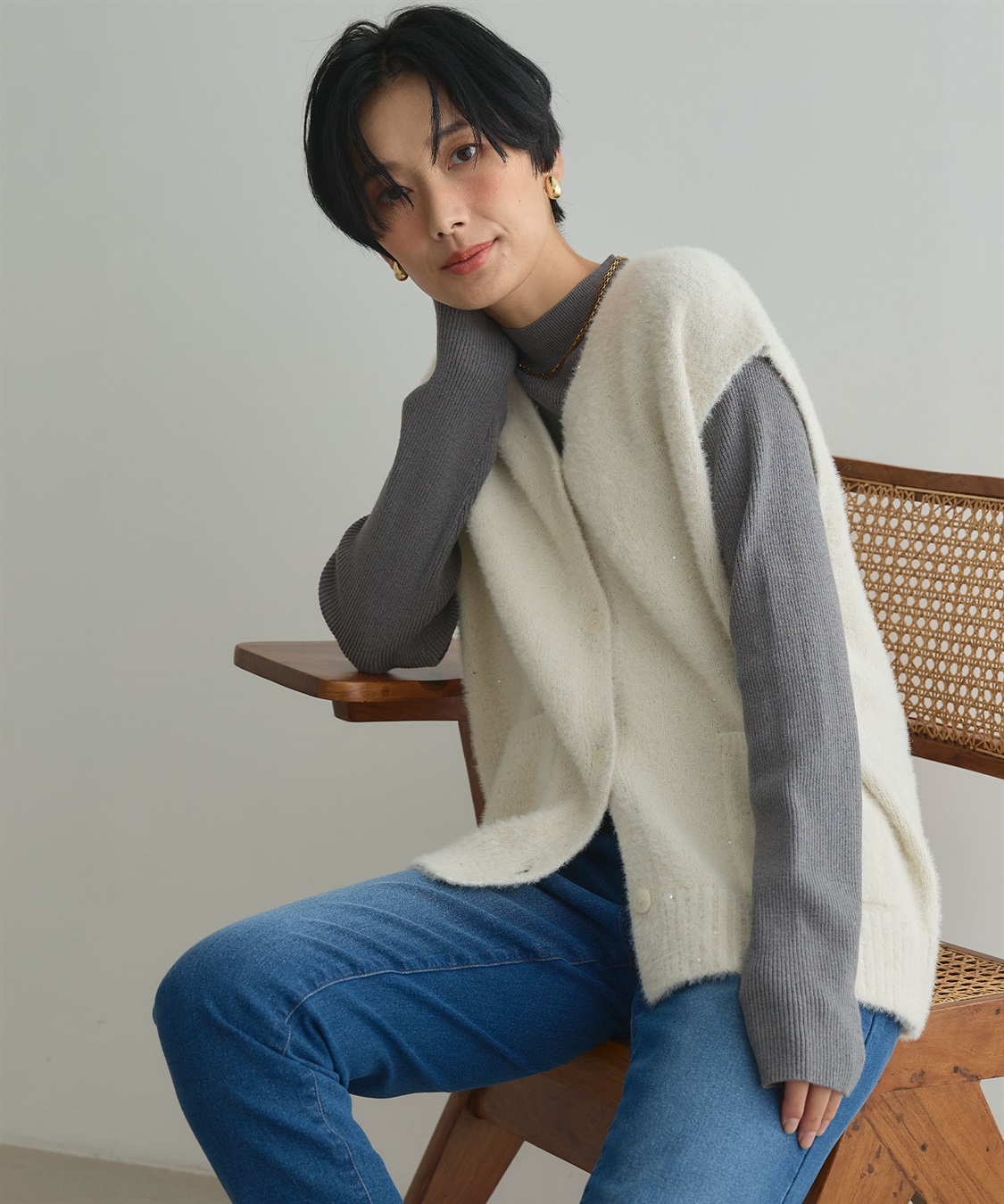 CROSS FUNCTION 《洗える》スパンコールフェザーニットベスト_sub_4