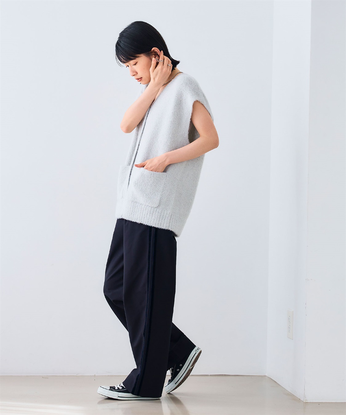 CROSS FUNCTION 《洗える》スパンコールフェザーニットベスト_sub_16