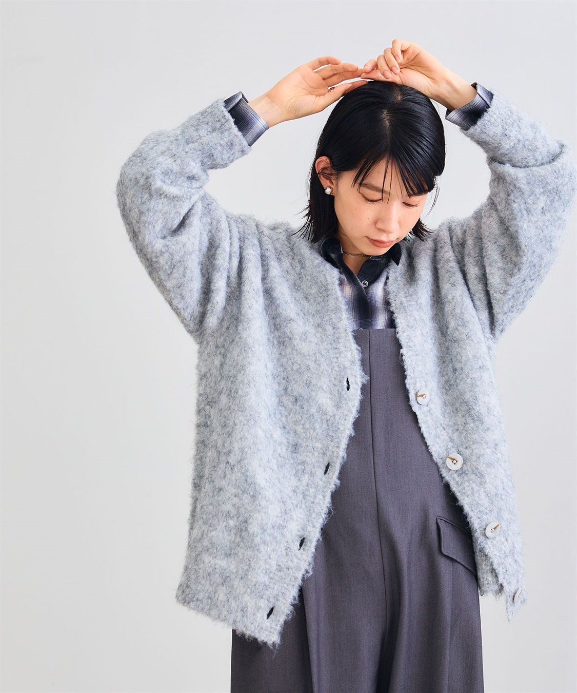 CROSS FUNCTION 《洗える》エブ楽 ブークレシャギーVネックカーディガン_sub_2