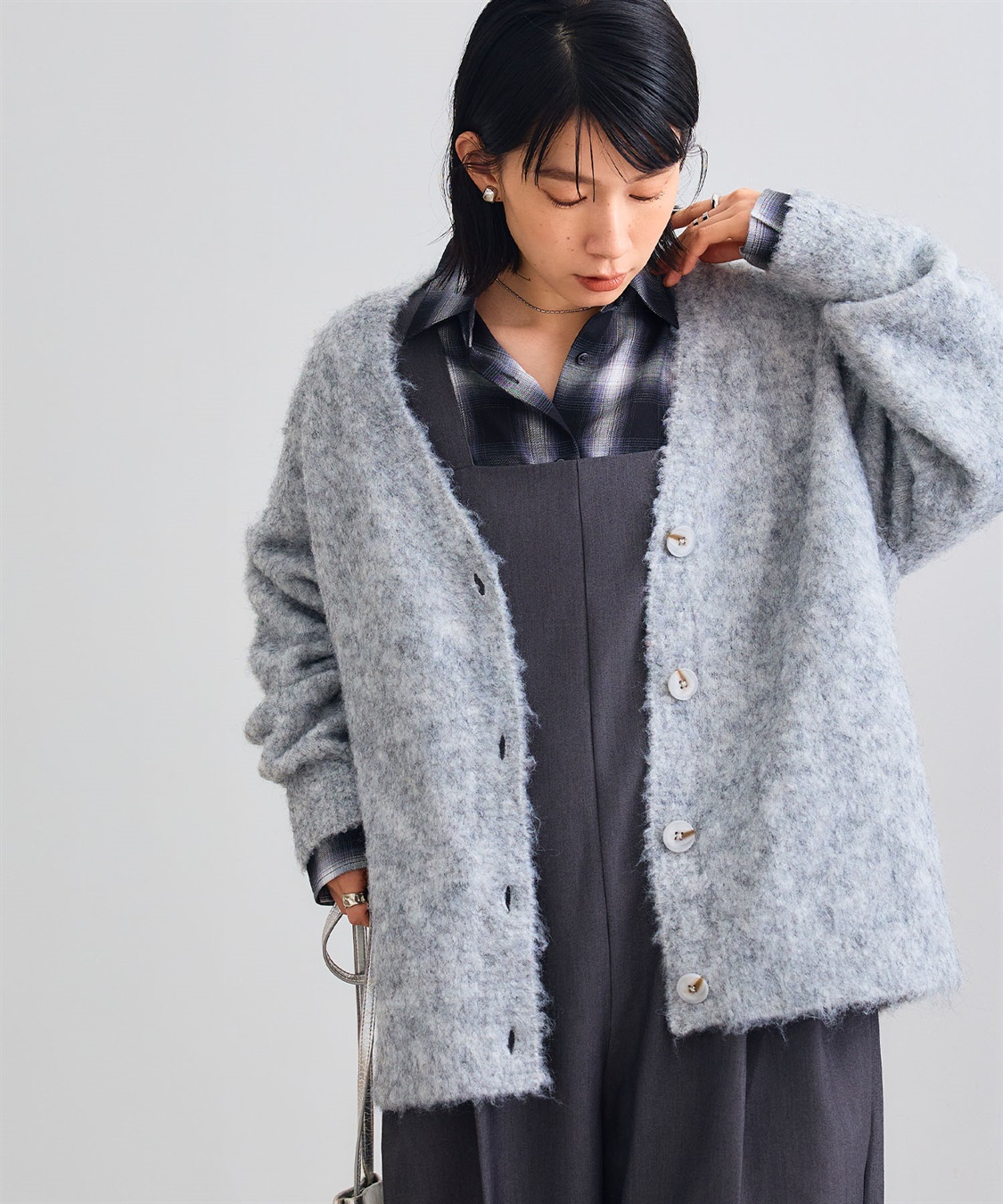 CROSS FUNCTION 《洗える》エブ楽 ブークレシャギーVネックカーディガン_sub_20