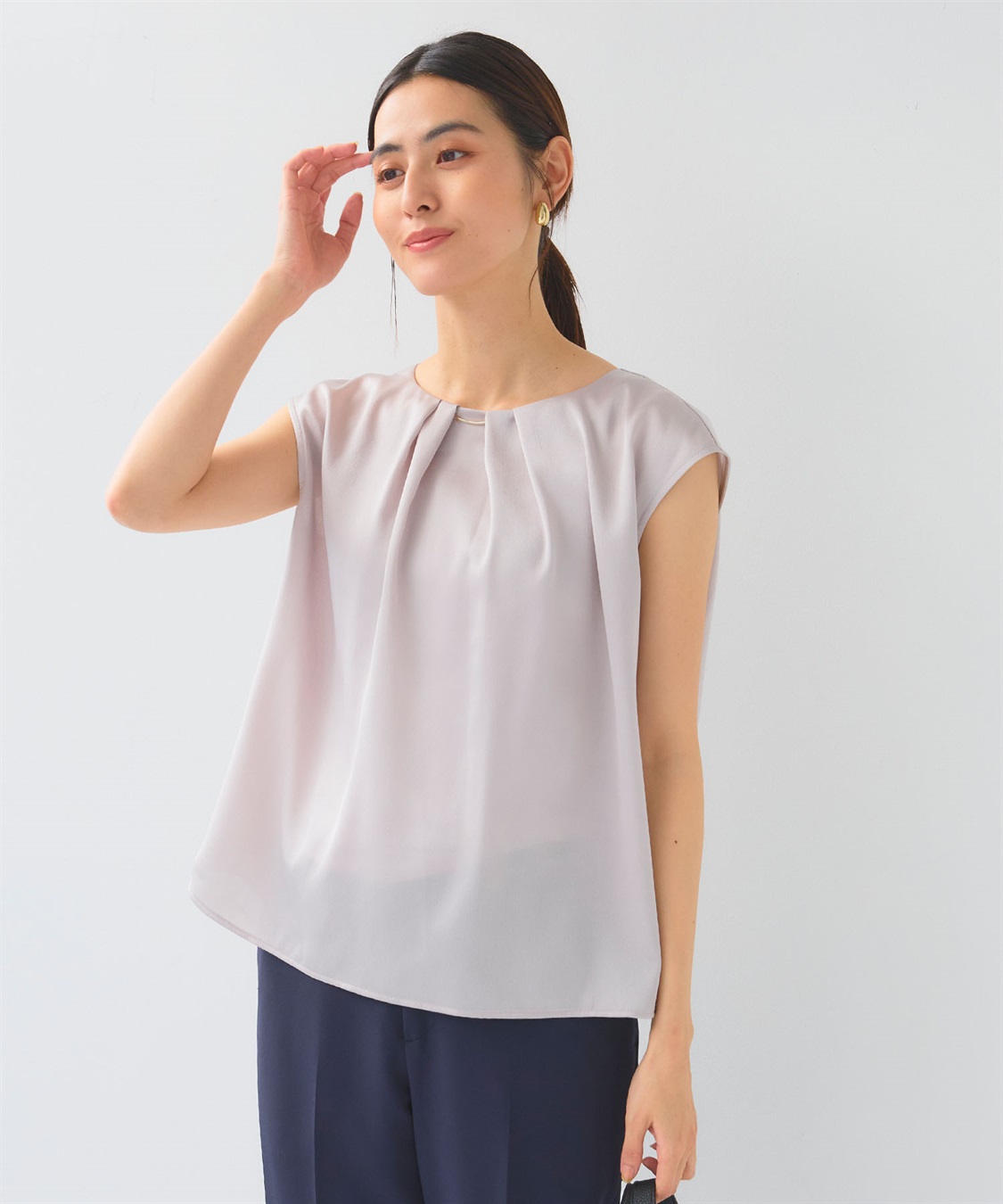 CROSS FUNCTION 《シワになりにくい》正解タックノースリーブサテンブラウス_sub_6