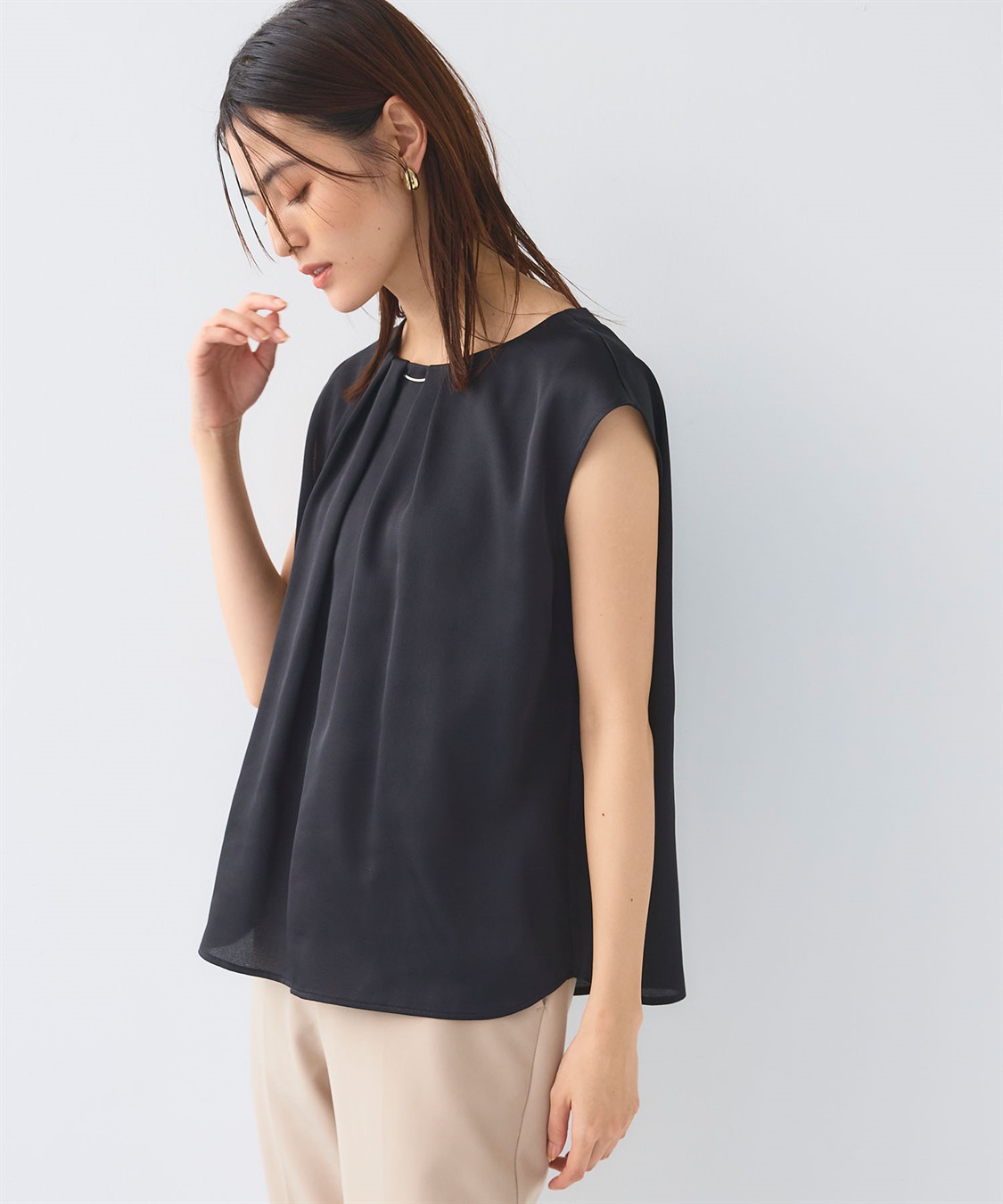 CROSS FUNCTION 《シワになりにくい》正解タックノースリーブサテンブラウス_sub_13