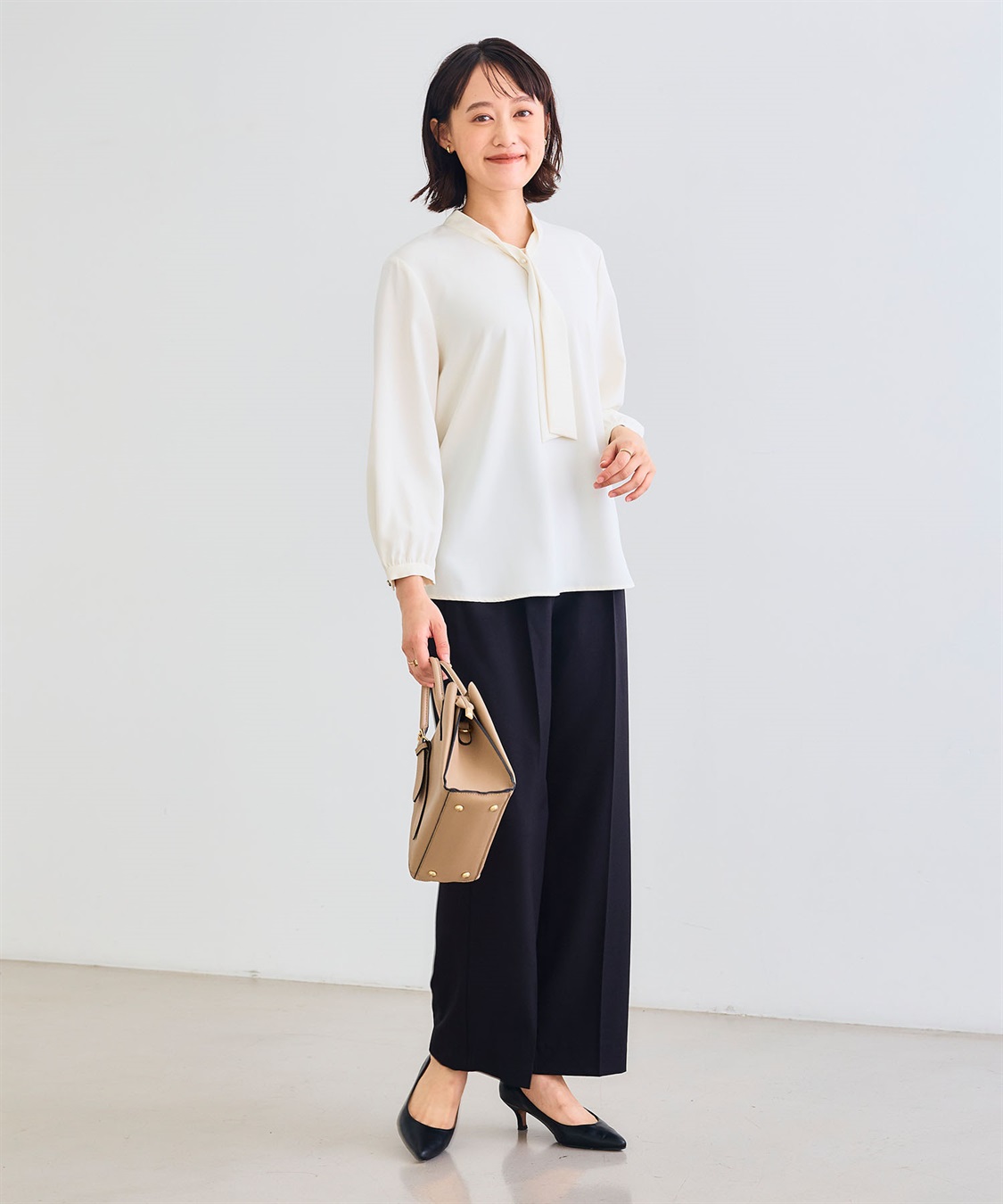 CROSS FUNCTION 《シワになりにくい》シルキーサテンパールボウタイブラウス_sub_7