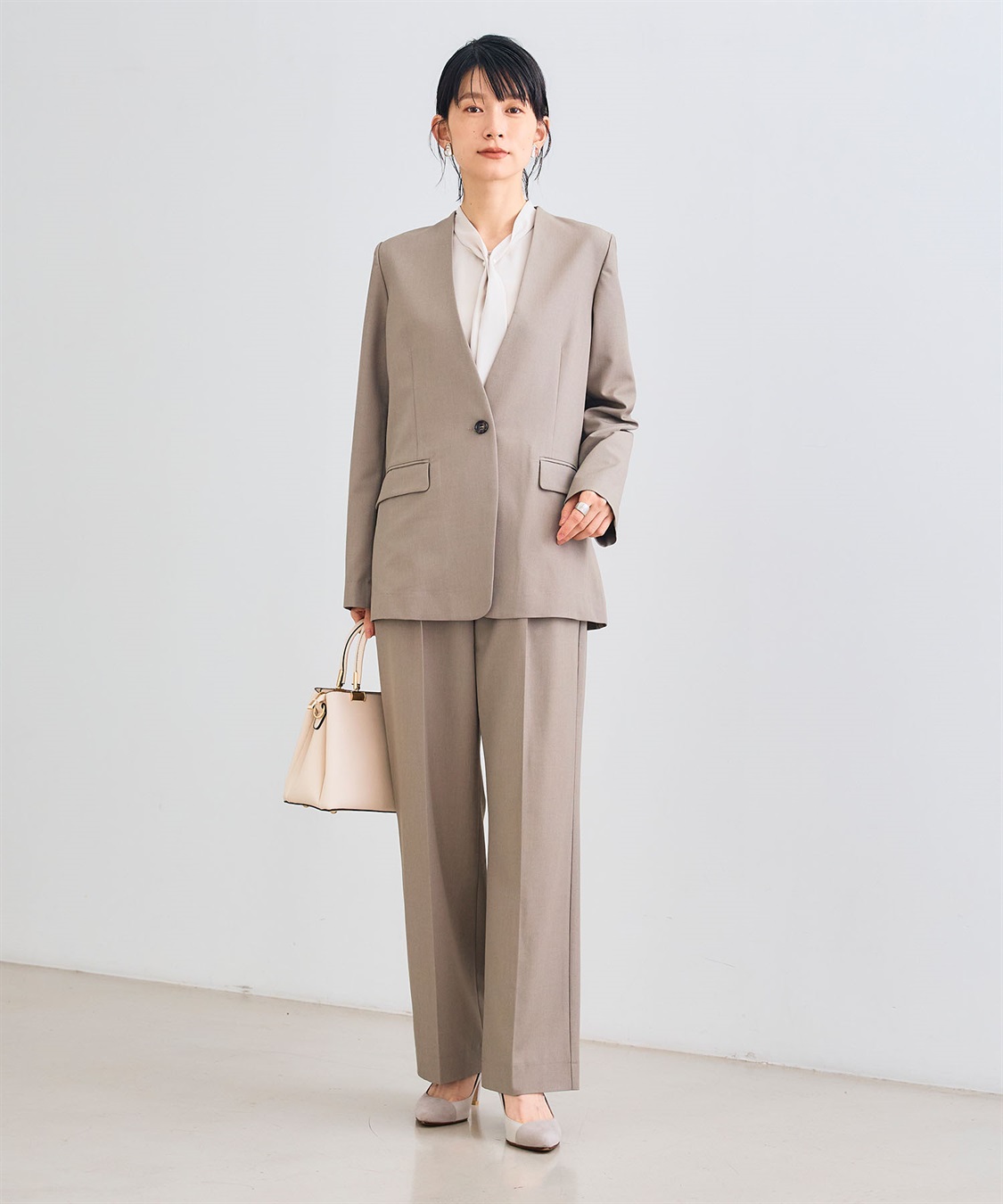 CROSS FUNCTION 《シワになりにくい》シルキーサテンパールボウタイブラウス_sub_23