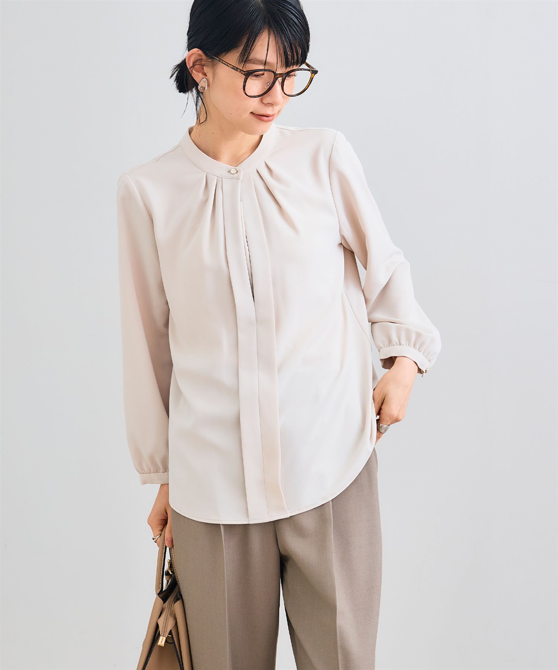 CROSS FUNCTION 《シワになりにくい》シルキーサテン2WAYタックブラウス_sub_4