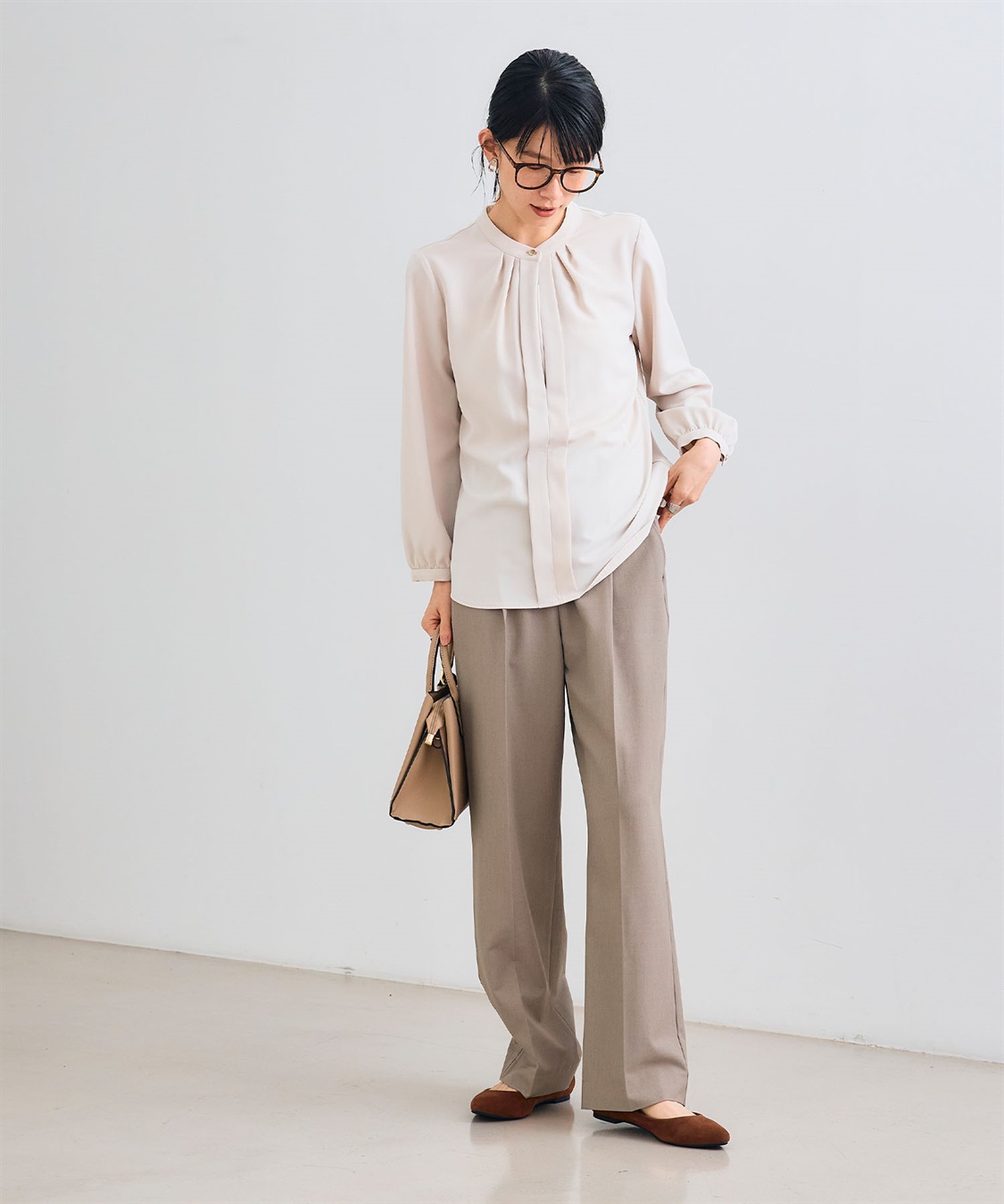 CROSS FUNCTION 《シワになりにくい》シルキーサテン2WAYタックブラウス_sub_9