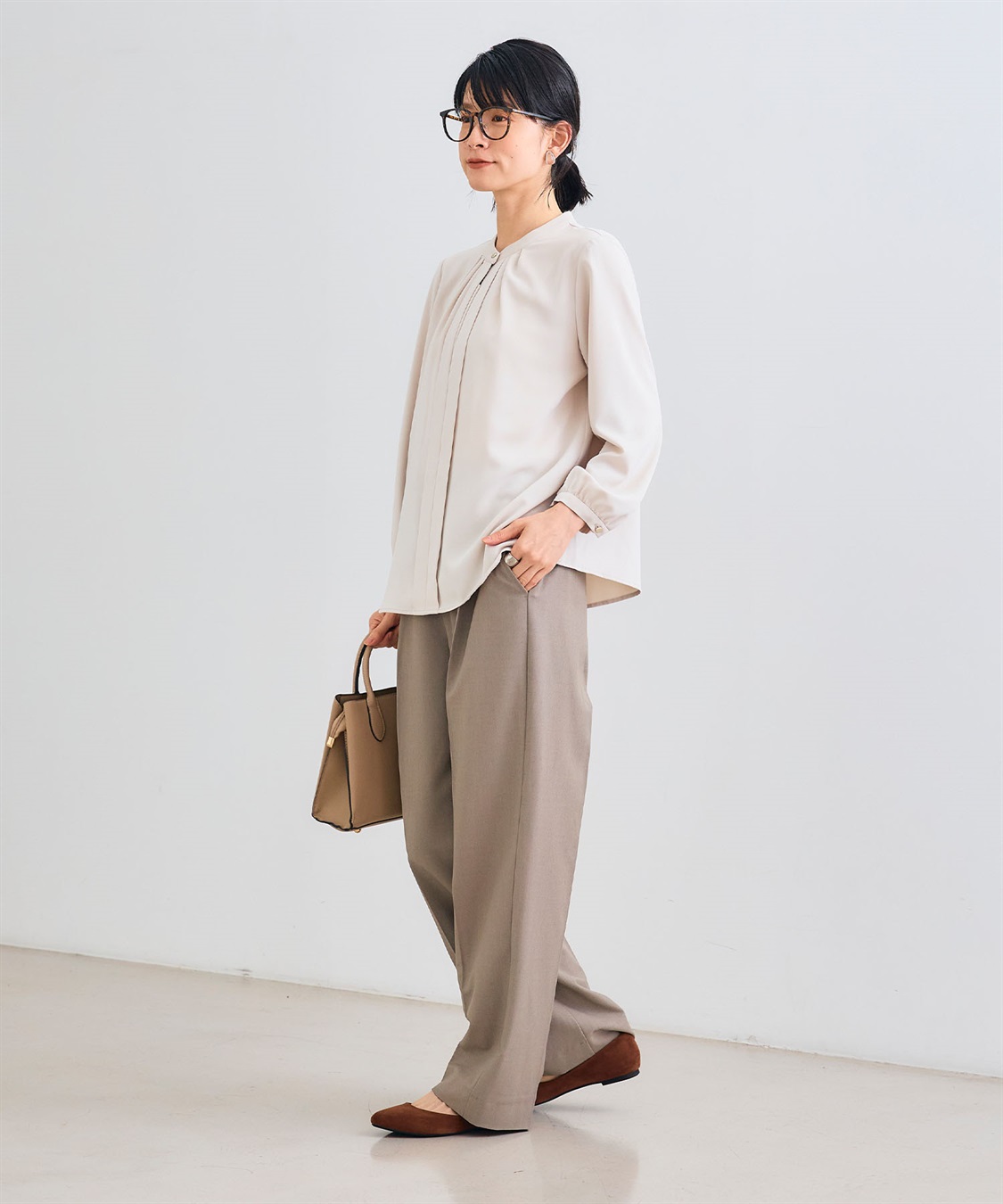 CROSS FUNCTION 《シワになりにくい》シルキーサテン2WAYタックブラウス_sub_10