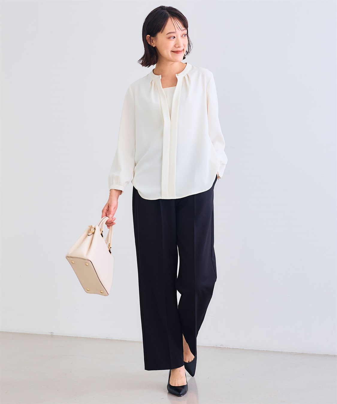 CROSS FUNCTION 《シワになりにくい》シルキーサテン2WAYタックブラウス_sub_23