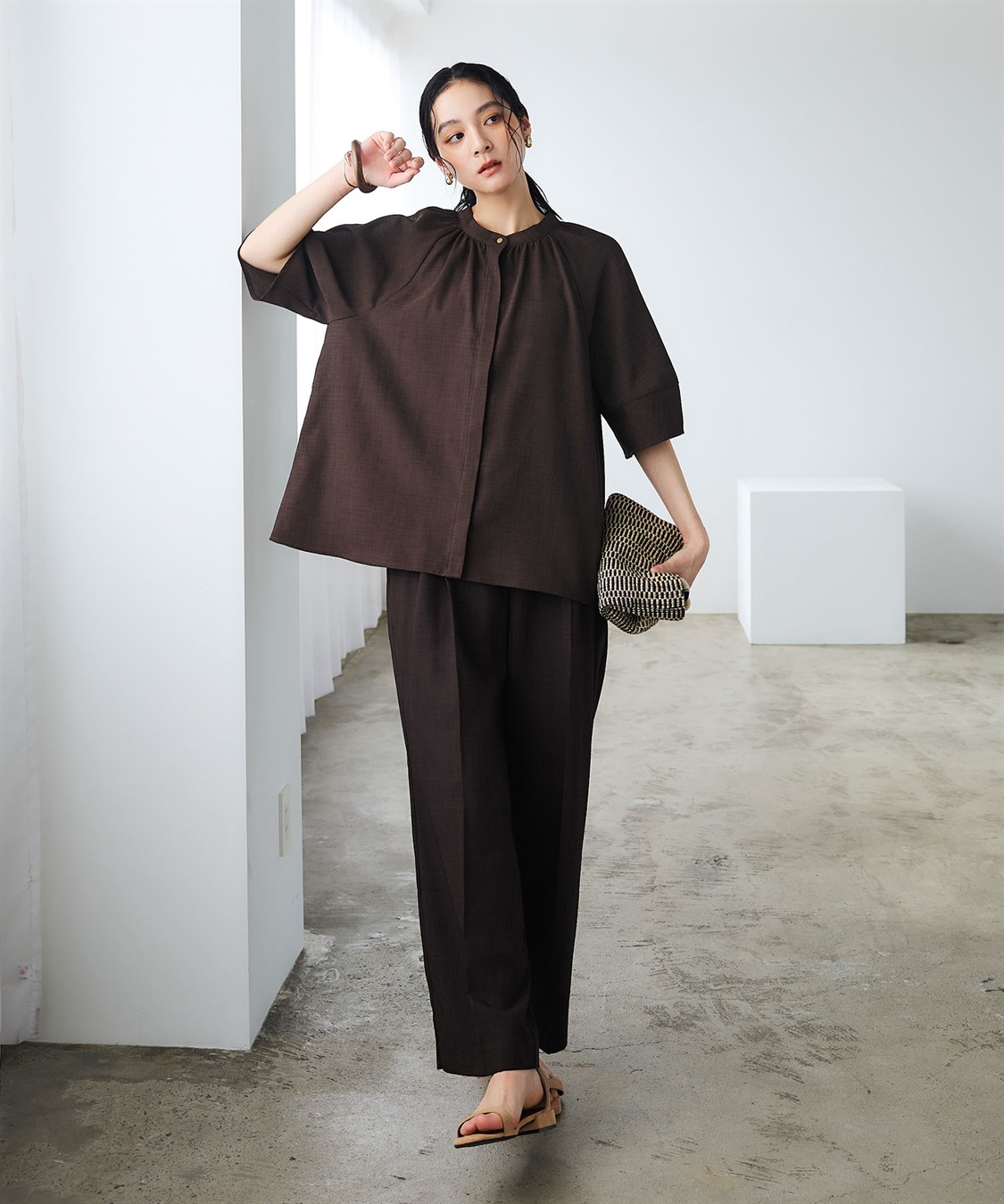 CROSS FUNCTION 《撥水》エブ楽 リネンライクバンドカラーランタンスリーブブラウス_sub_11