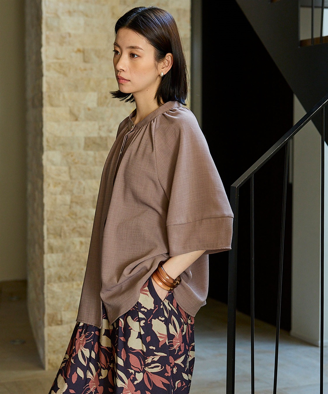 CROSS FUNCTION 《撥水》エブ楽 リネンライクバンドカラーランタンスリーブブラウス_sub_16