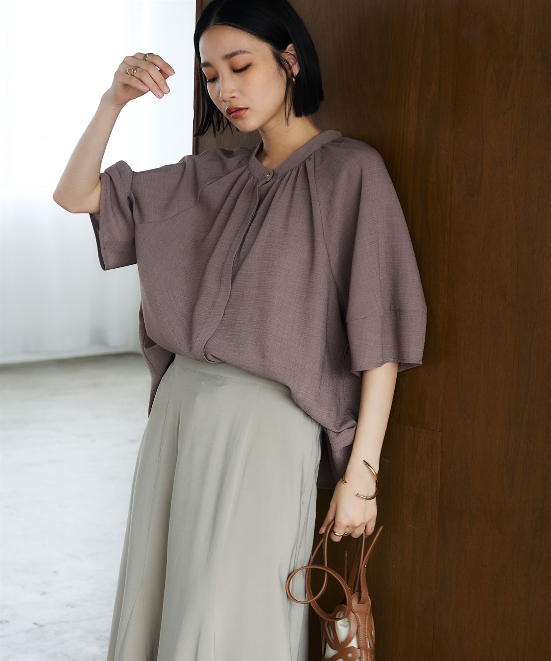 CROSS FUNCTION 《撥水》エブ楽 リネンライクバンドカラーランタンスリーブブラウス_sub_22