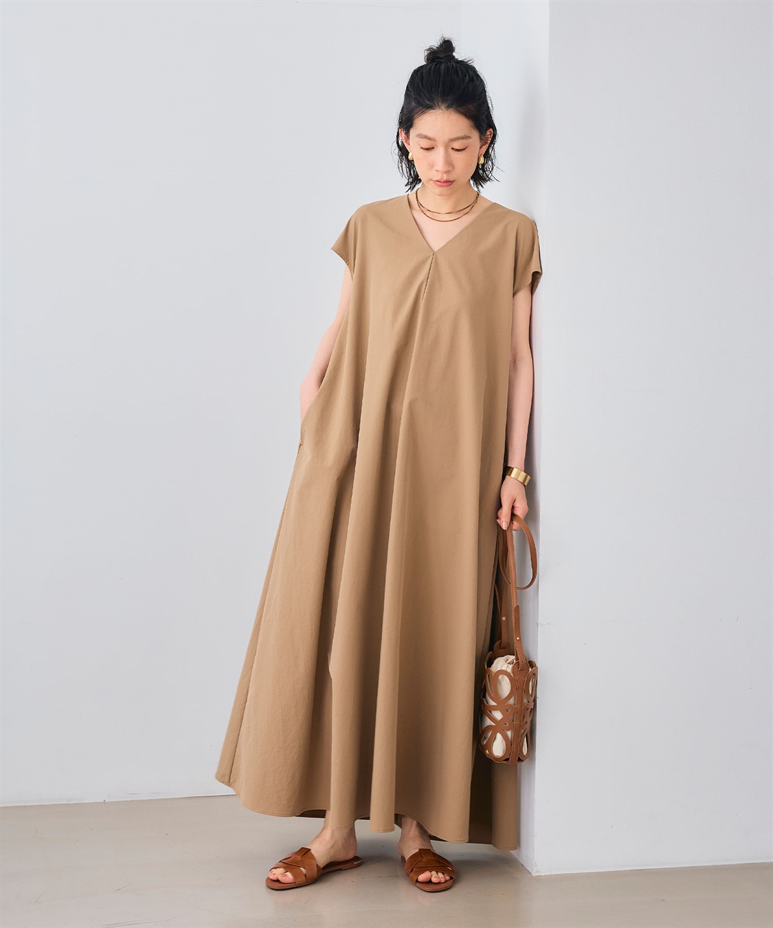 CROSS FUNCTION 《UV/吸水速乾》エブ楽 Vネックフレンチスリーブワンピース_sub_13