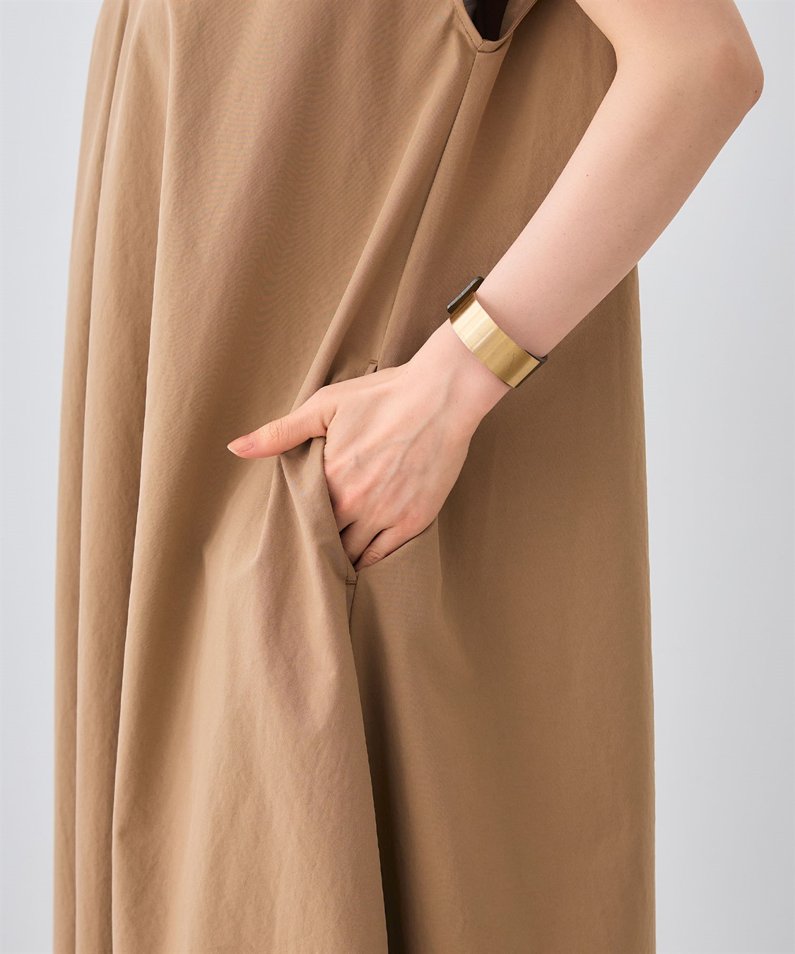 CROSS FUNCTION 《UV/吸水速乾》エブ楽 Vネックフレンチスリーブワンピース_sub_23