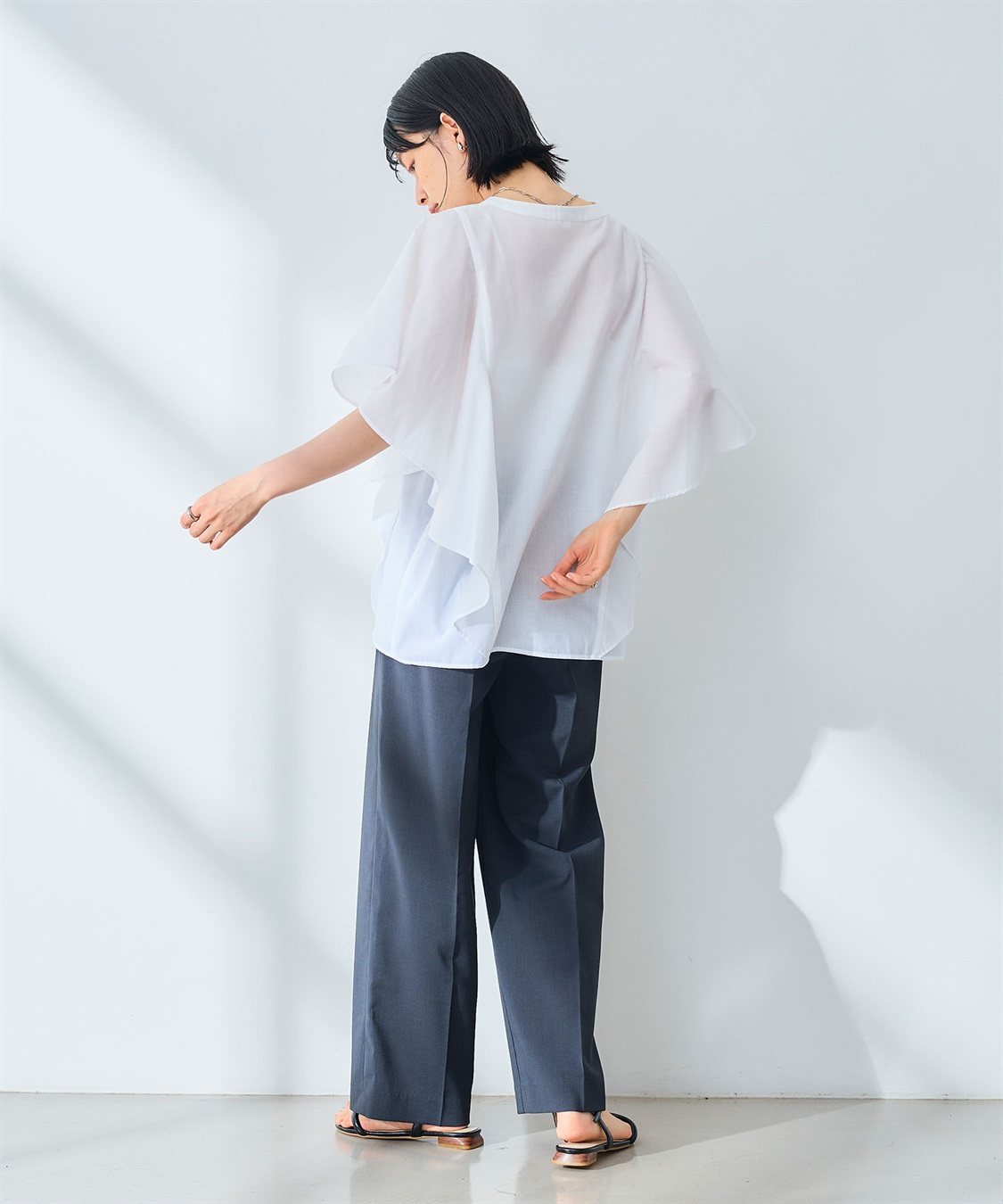 CROSS FUNCTION 《シワになりにくい》エブ楽 ブロードフリルスリーブブラウス_sub_13