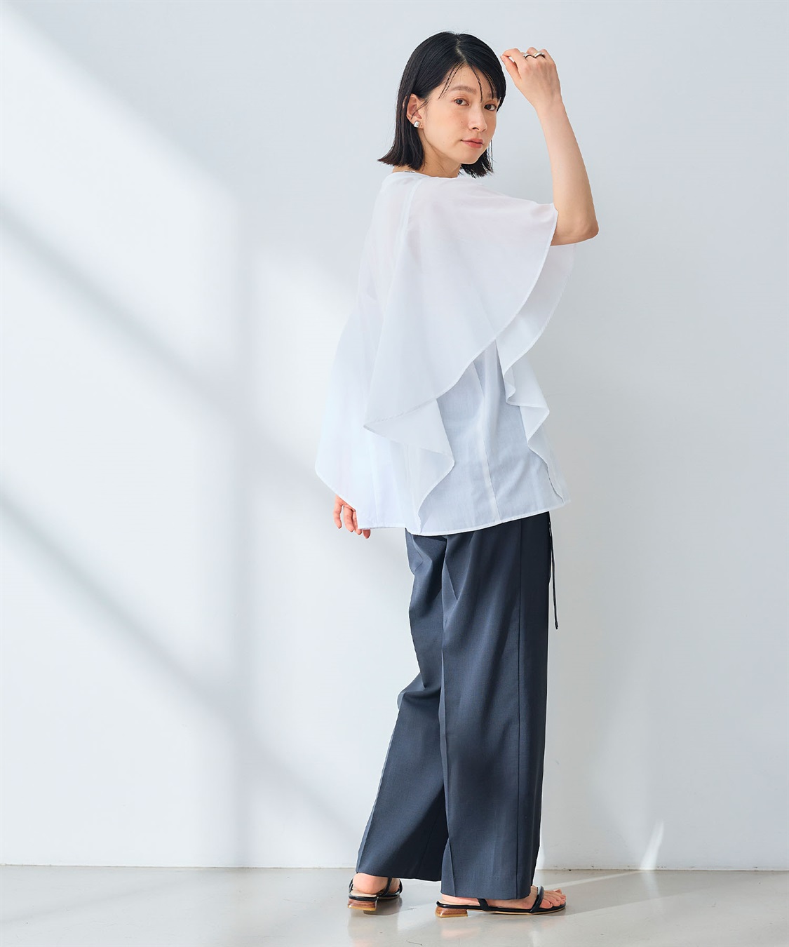 CROSS FUNCTION 《シワになりにくい》エブ楽 ブロードフリルスリーブブラウス_sub_14